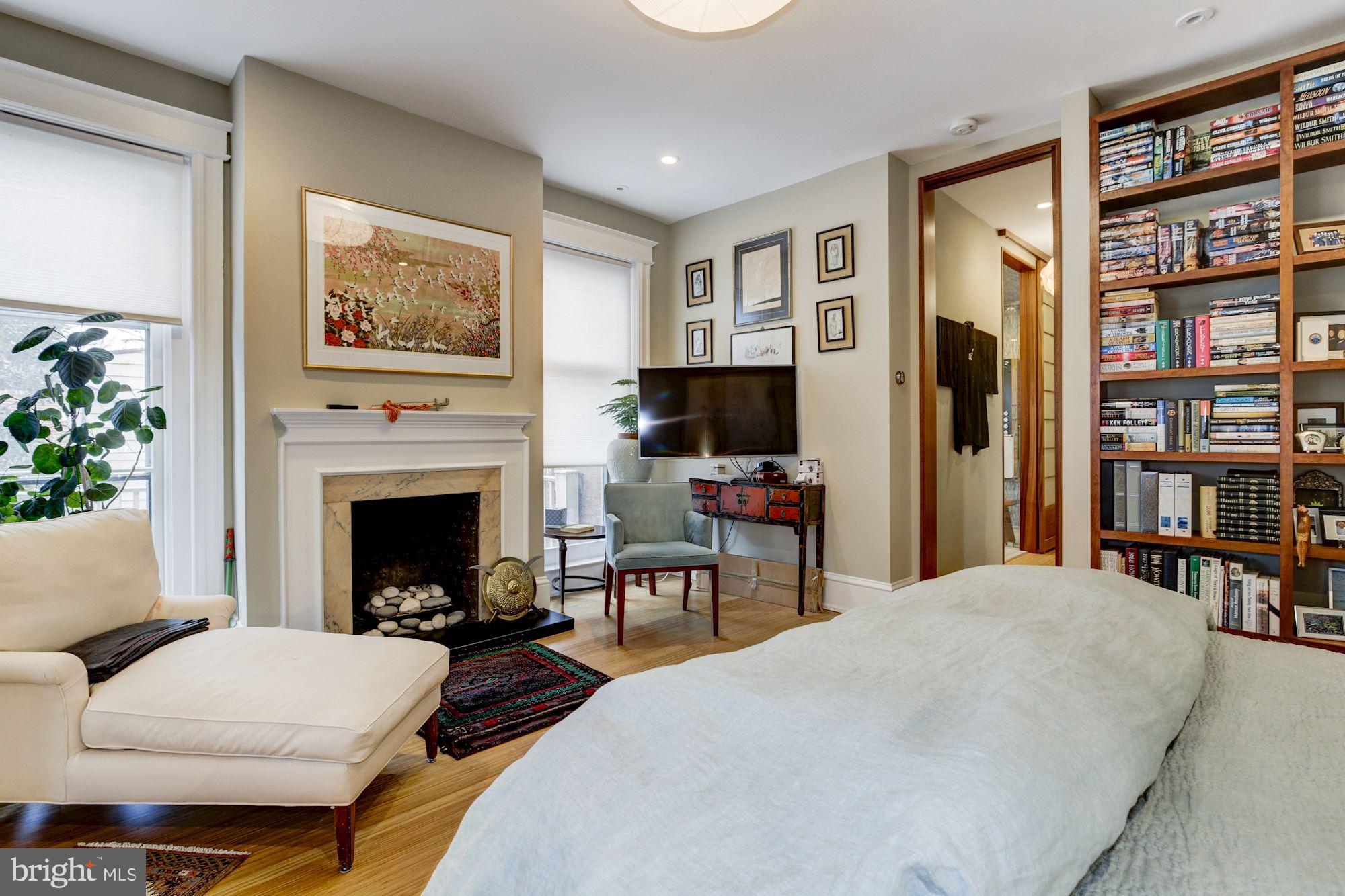 CAPITOL HILL - Residential