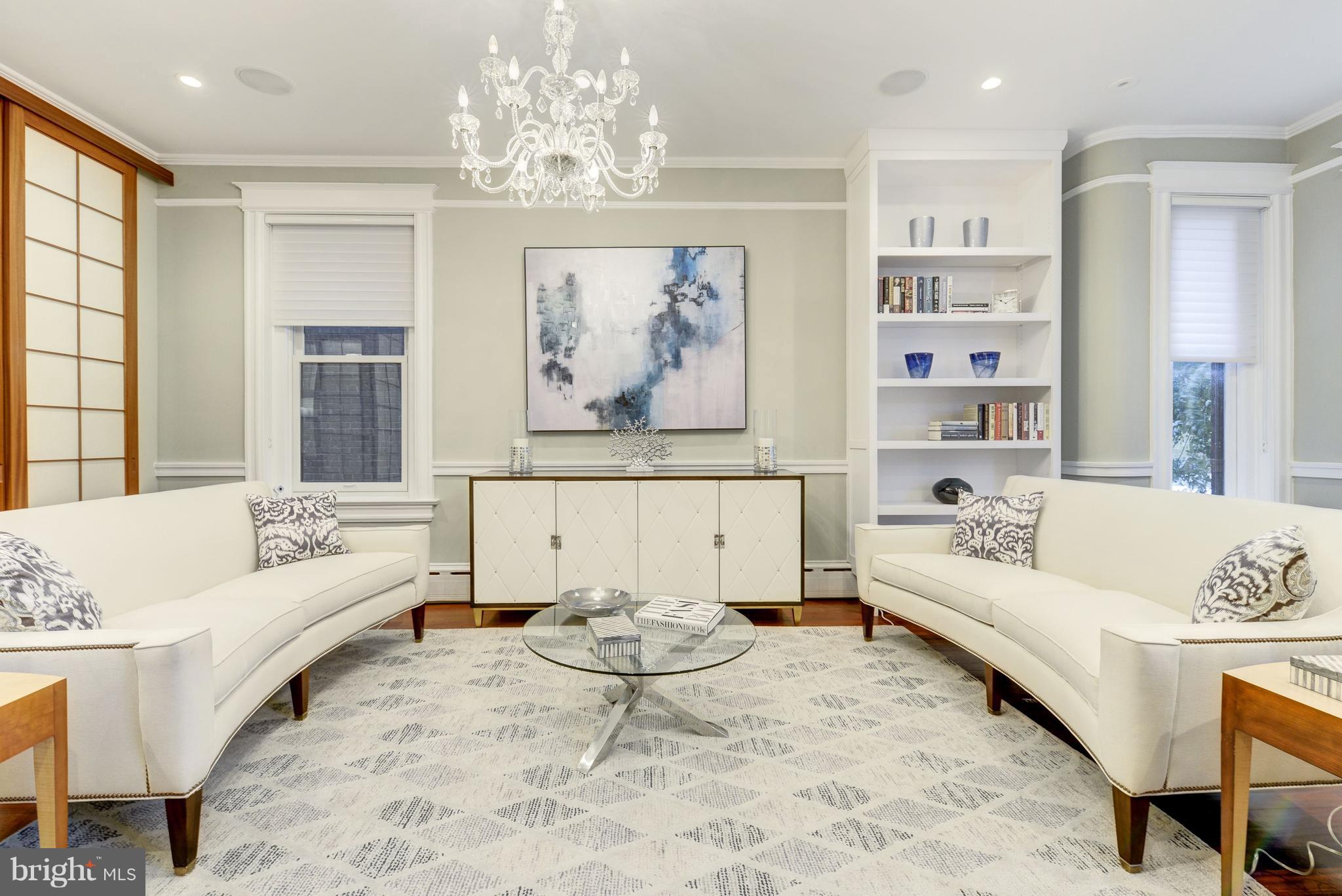 CAPITOL HILL - Residential
