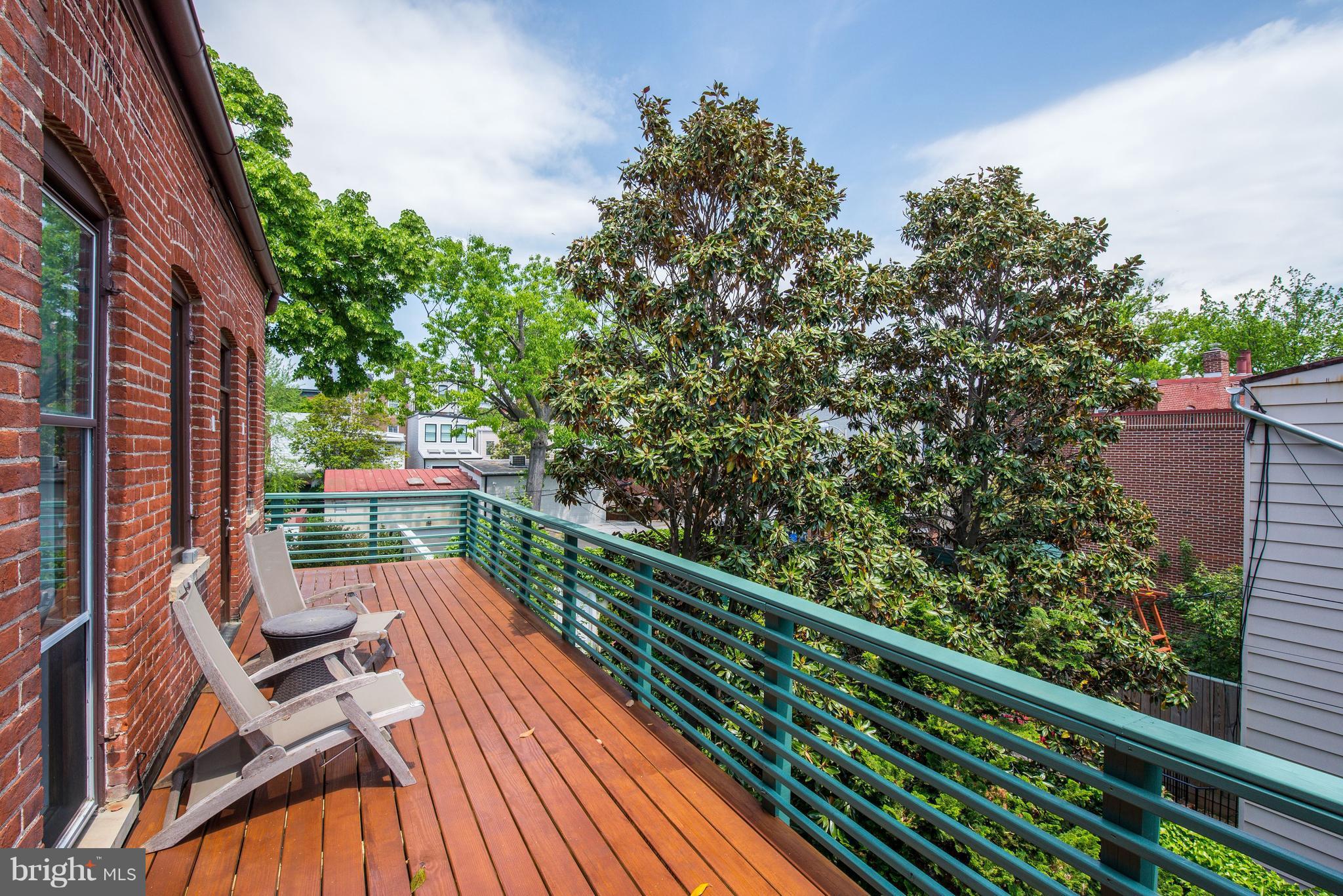 CAPITOL HILL - Residential
