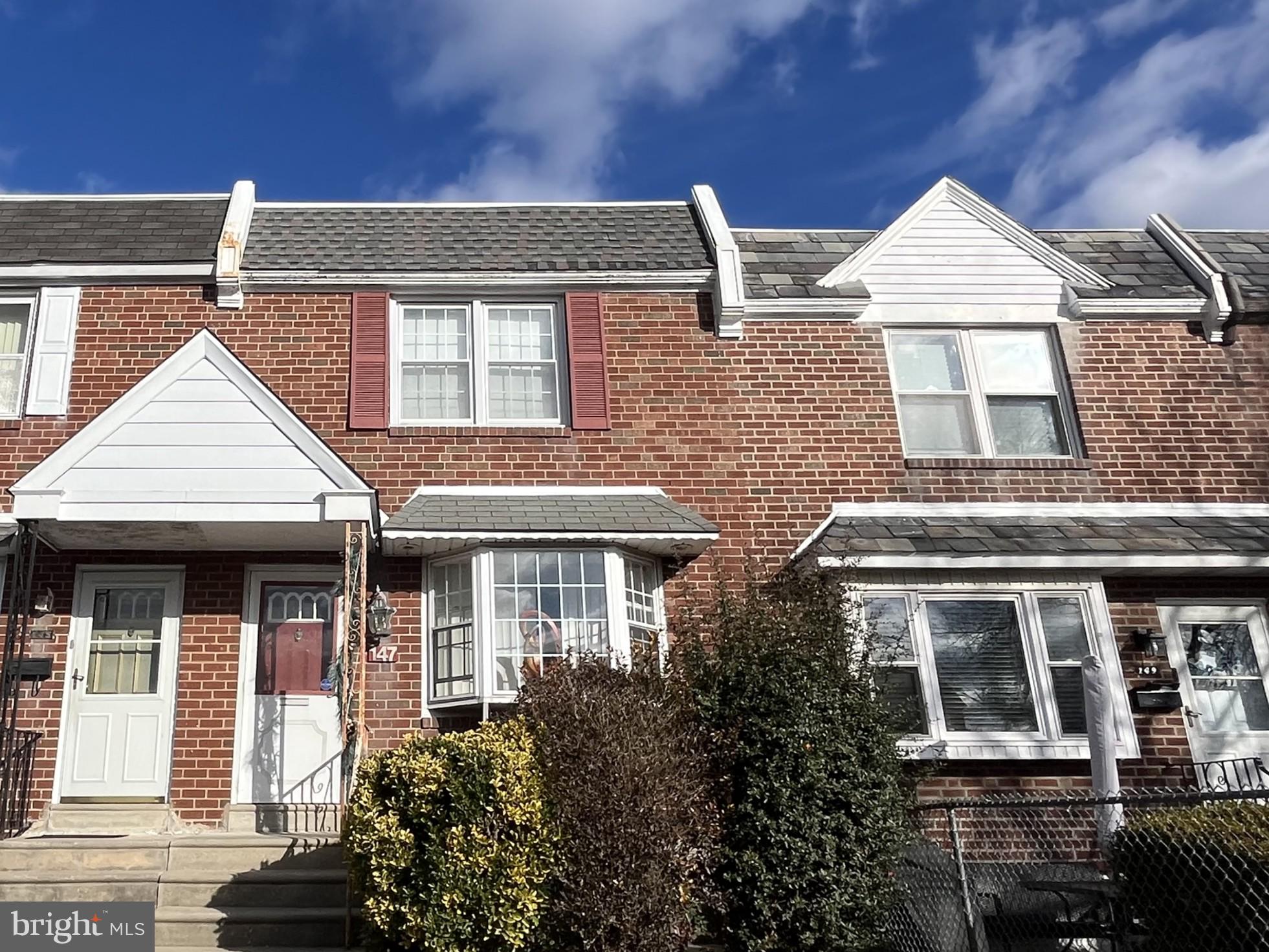 EAST OAK LANE - Residential