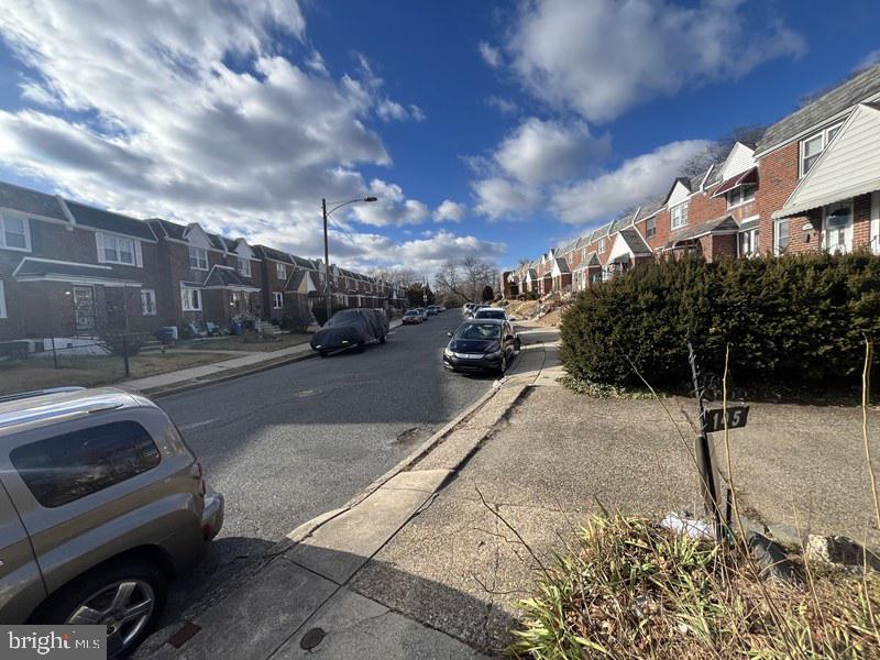EAST OAK LANE - Residential