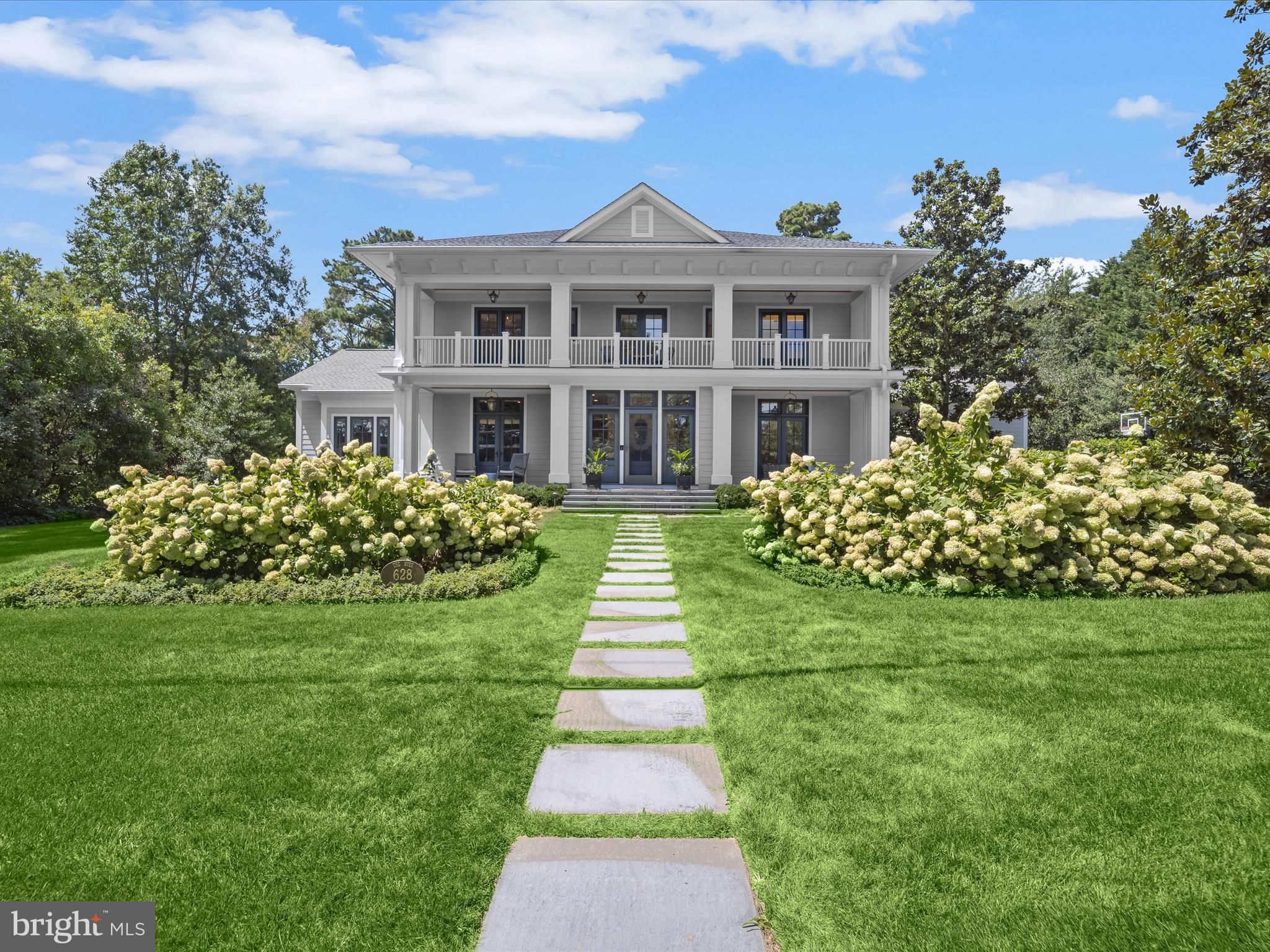 GIBSON ISLAND - Residential