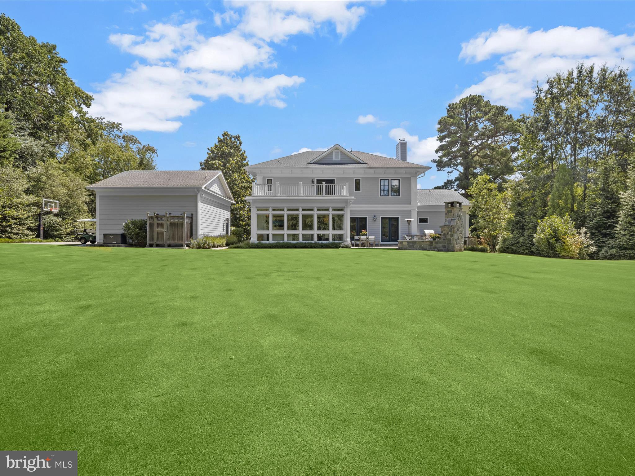 GIBSON ISLAND - Residential