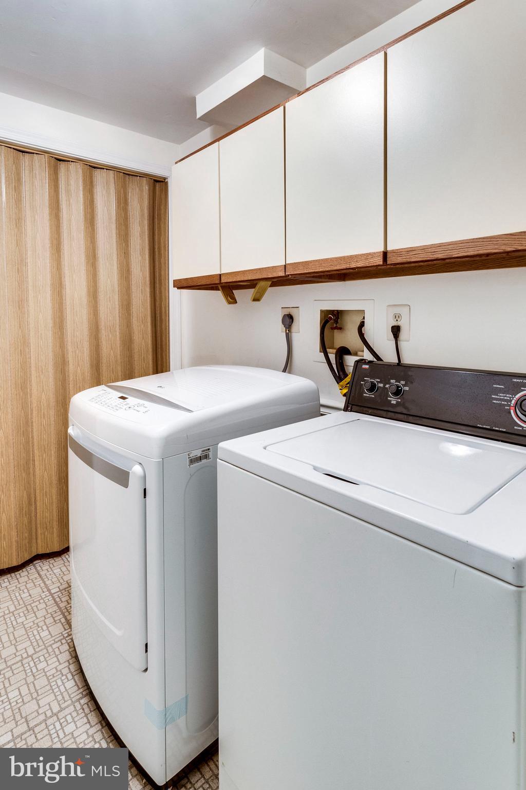 VAN DORN VILLAGE - Residential Lease