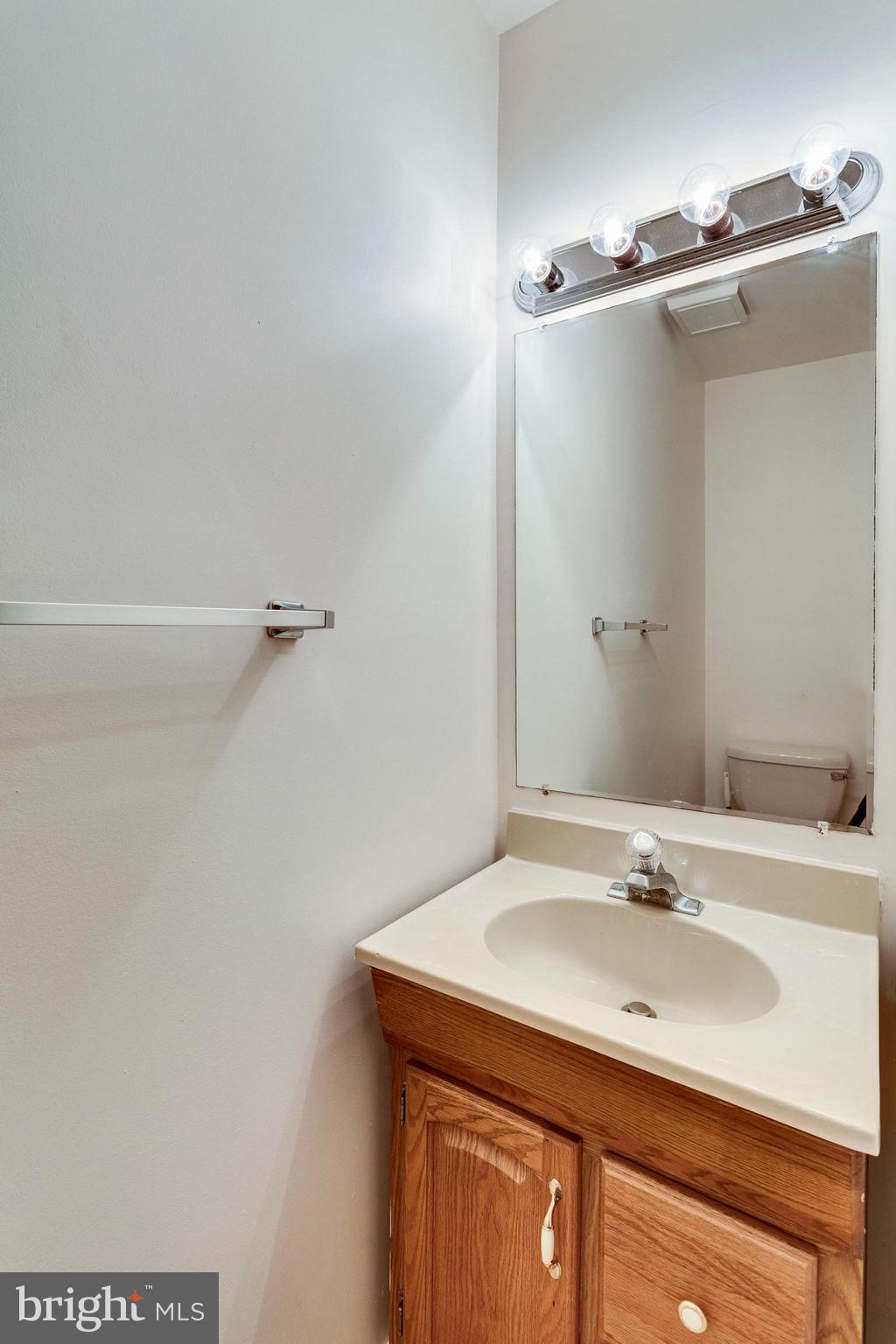 VAN DORN VILLAGE - Residential Lease