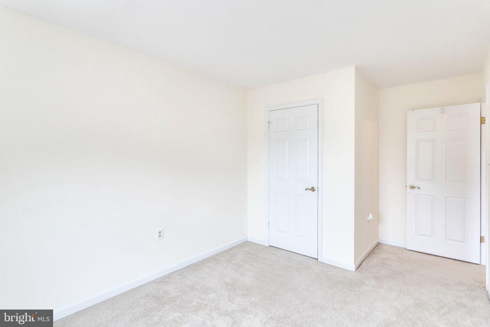VAN DORN VILLAGE - Residential Lease