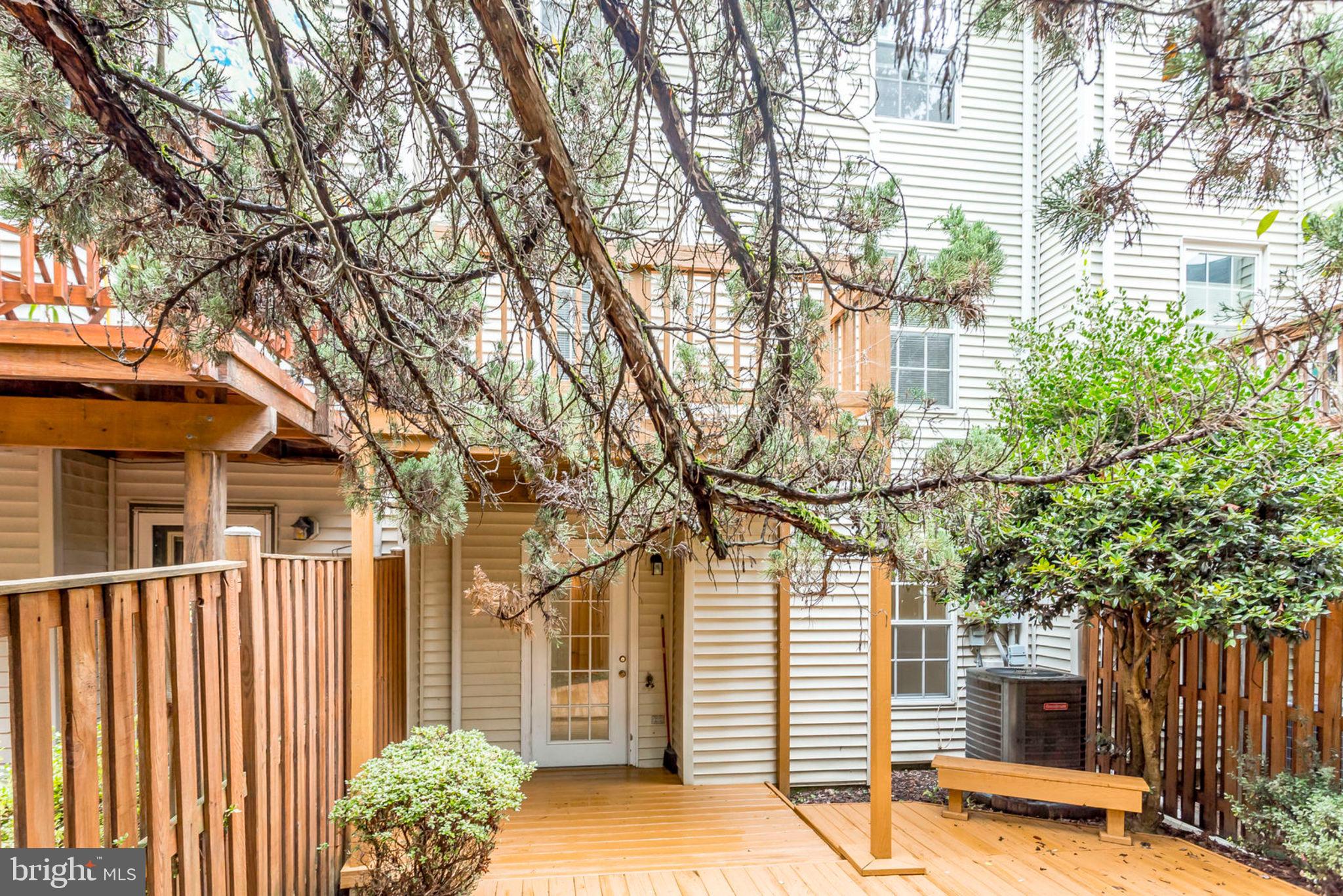 VAN DORN VILLAGE - Residential Lease