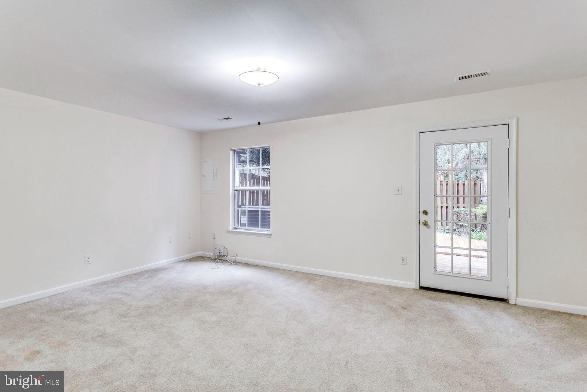 VAN DORN VILLAGE - Residential Lease