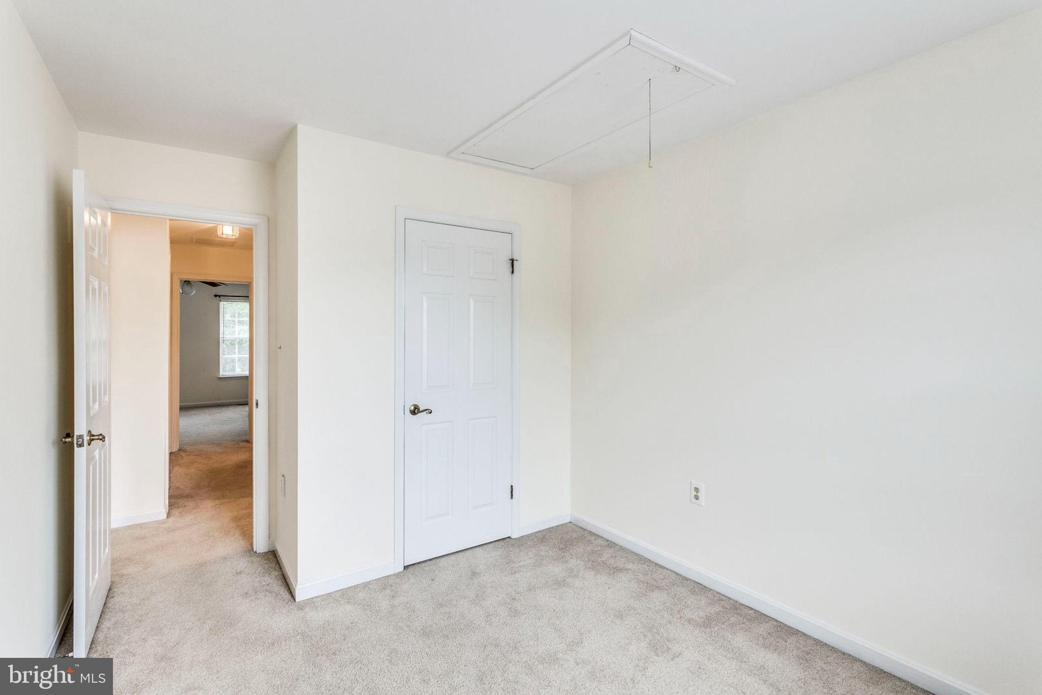 VAN DORN VILLAGE - Residential Lease