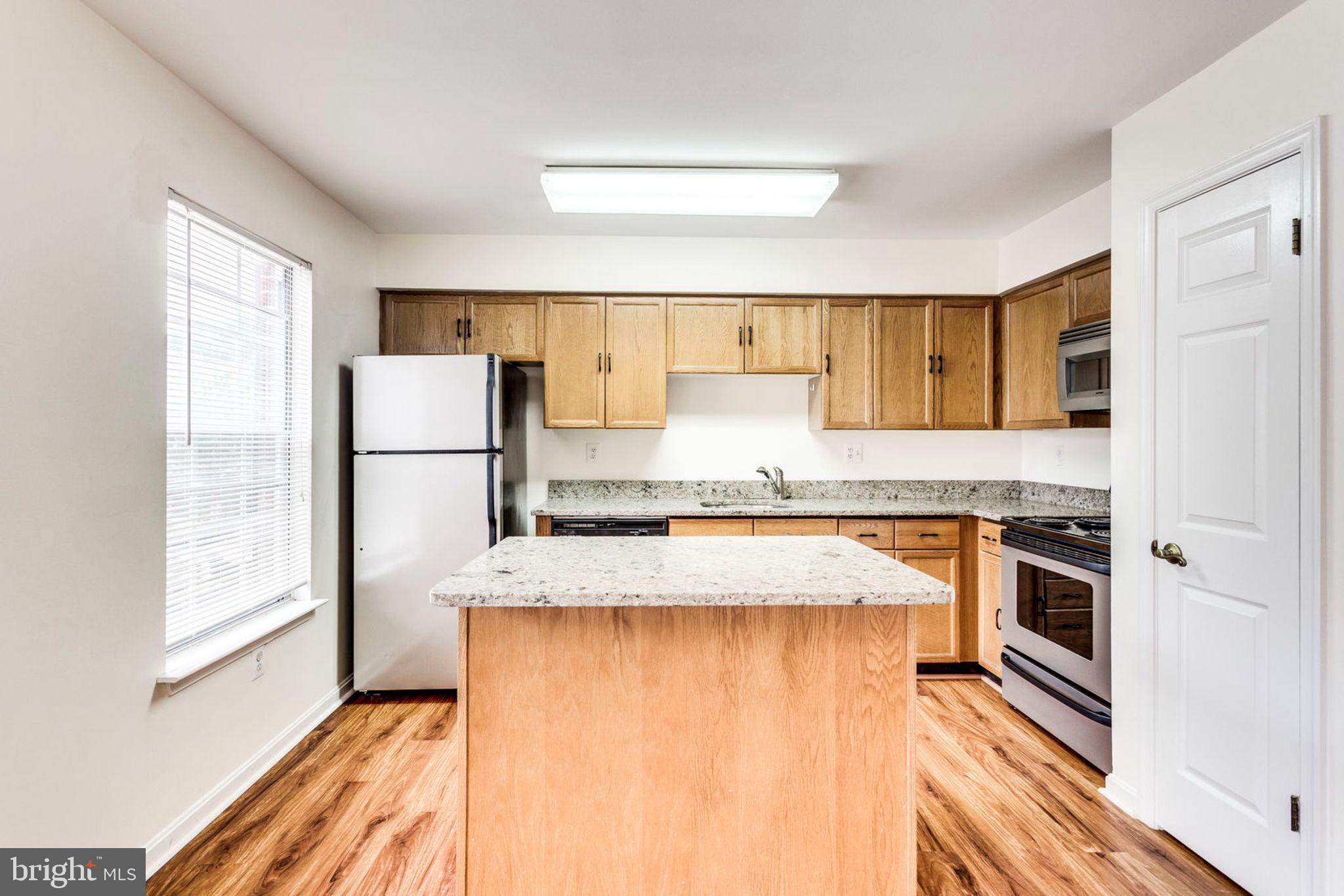 VAN DORN VILLAGE - Residential Lease