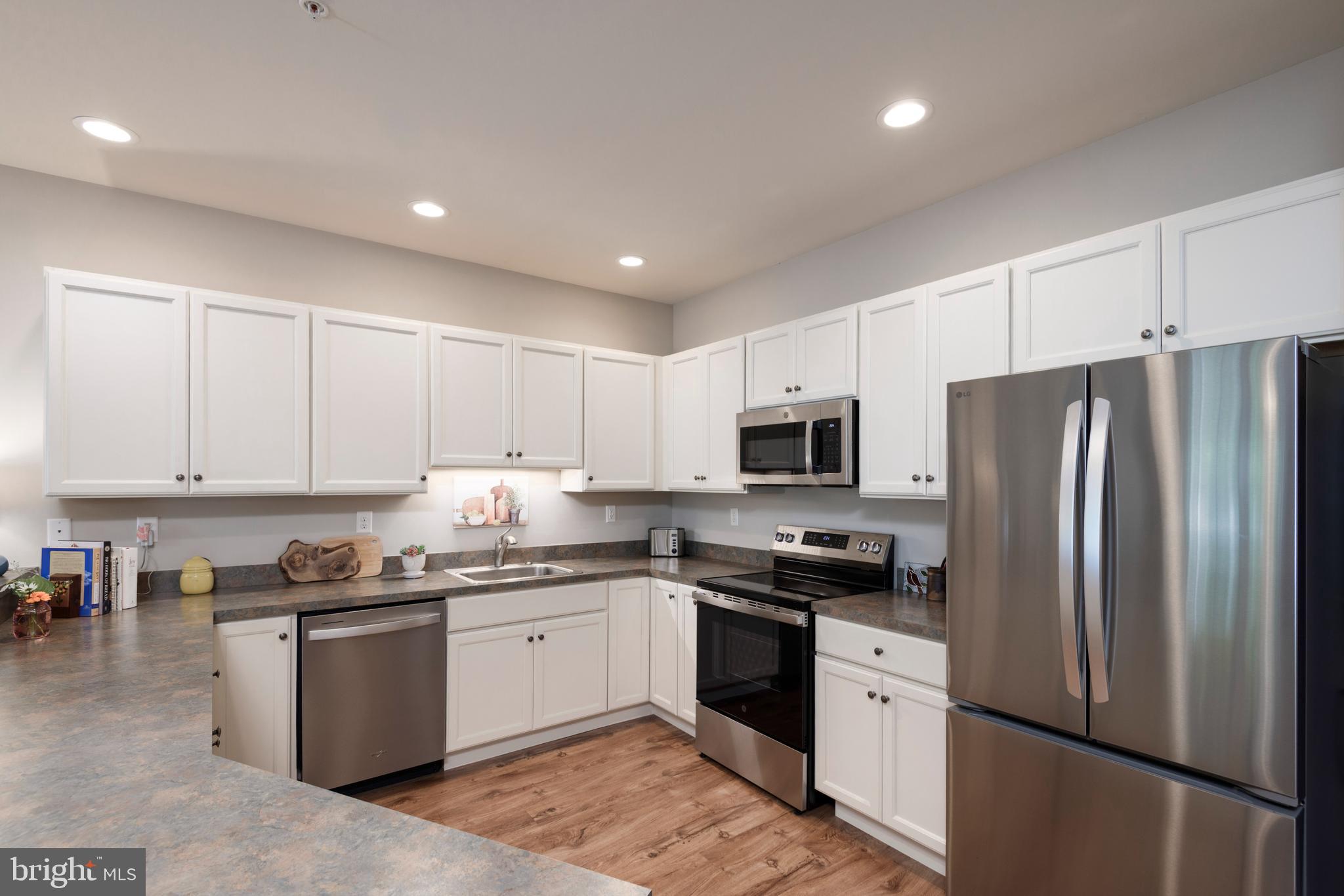 VILLAGE OF ROSE VIEW - Residential