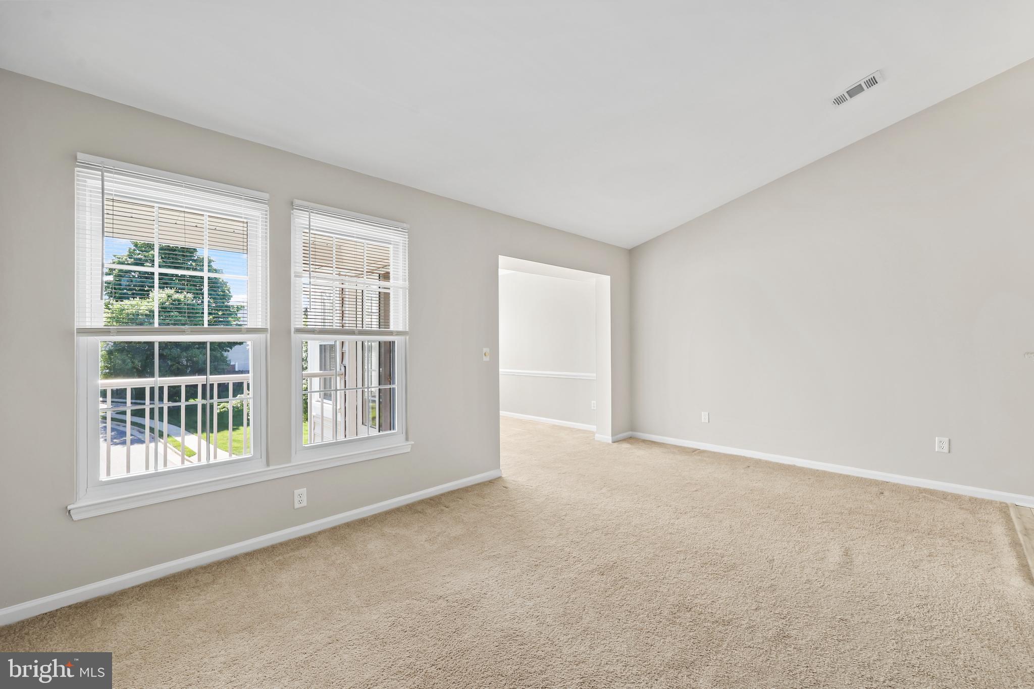 SHERBROOKE CONDO - Residential