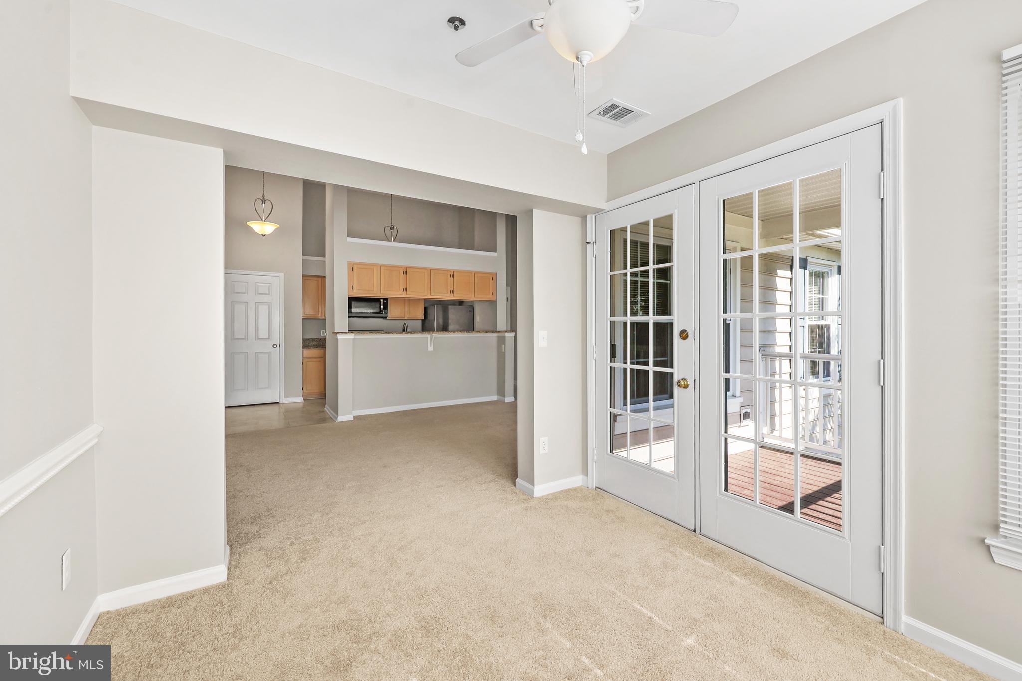 SHERBROOKE CONDO - Residential