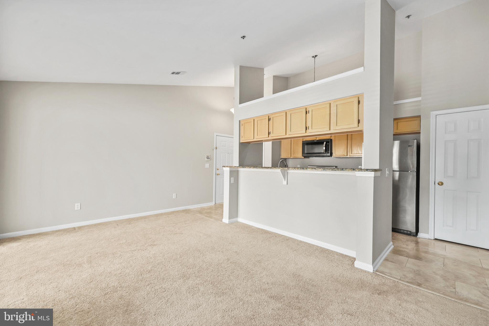 SHERBROOKE CONDO - Residential