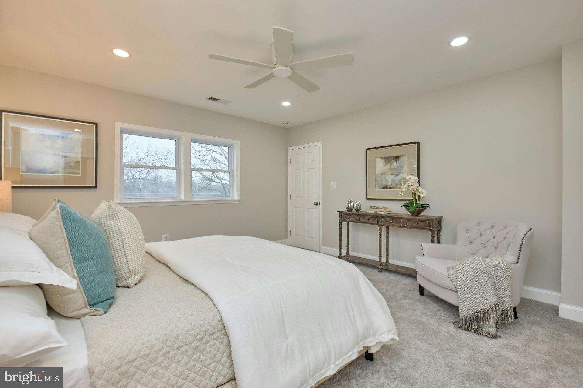 PARKLAWN - Residential
