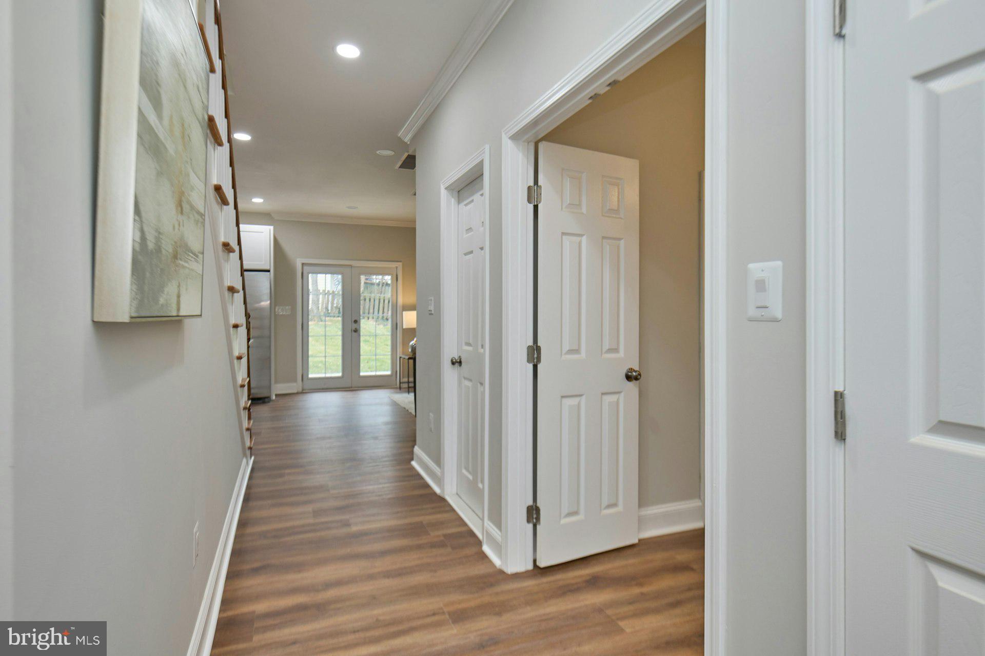 PARKLAWN - Residential