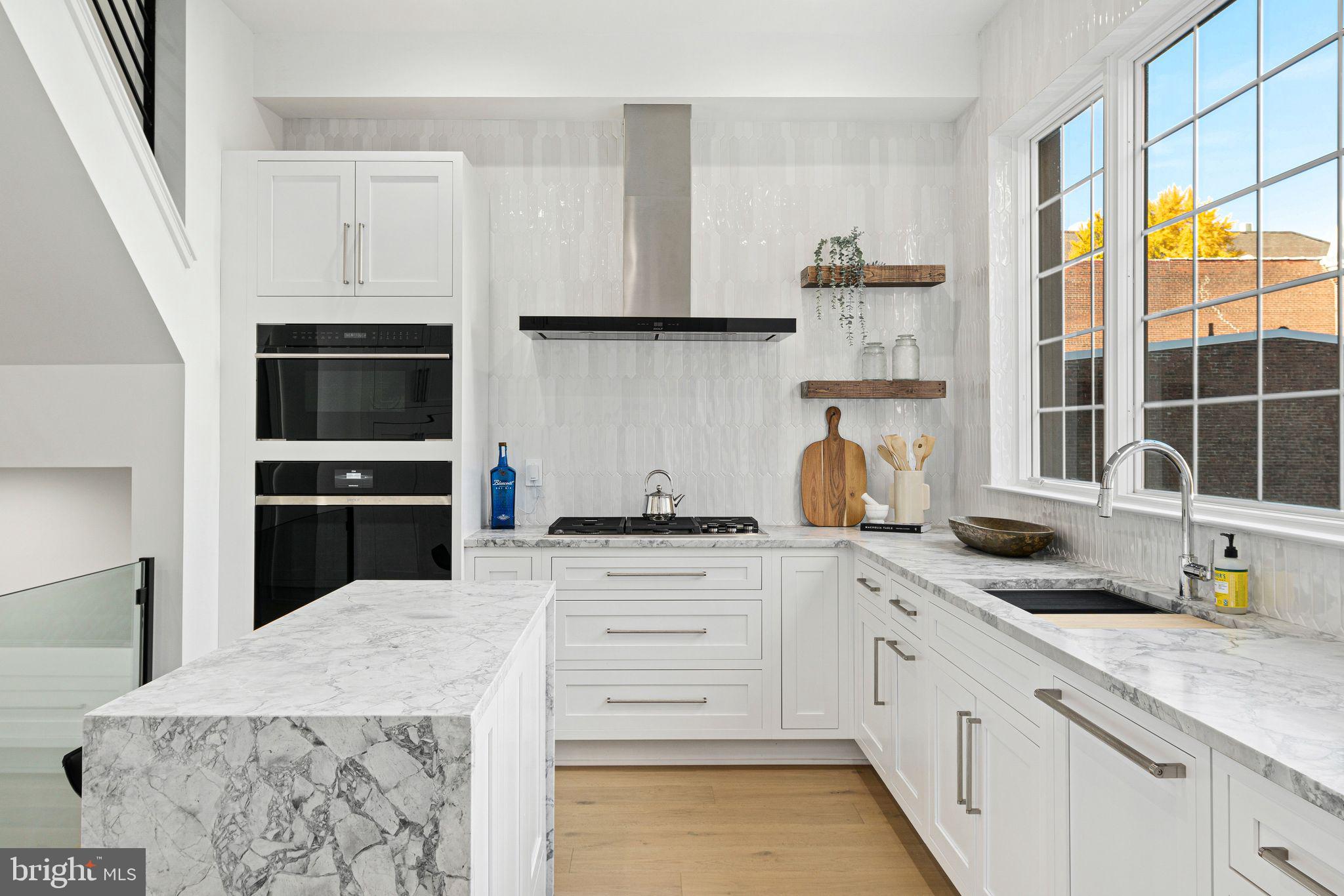 WASHINGTON SQ WEST - Residential