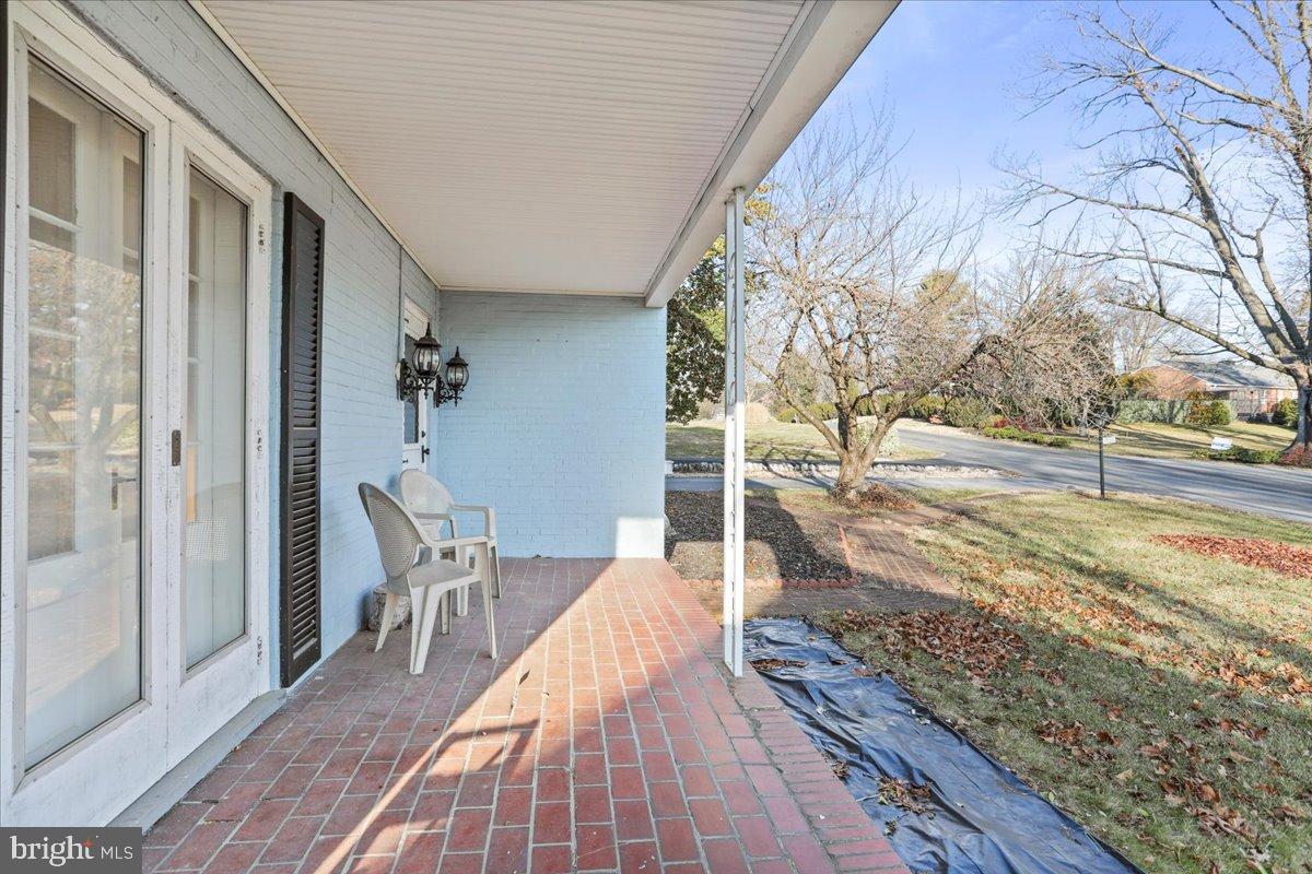 FOUNTAIN HEAD - Residential