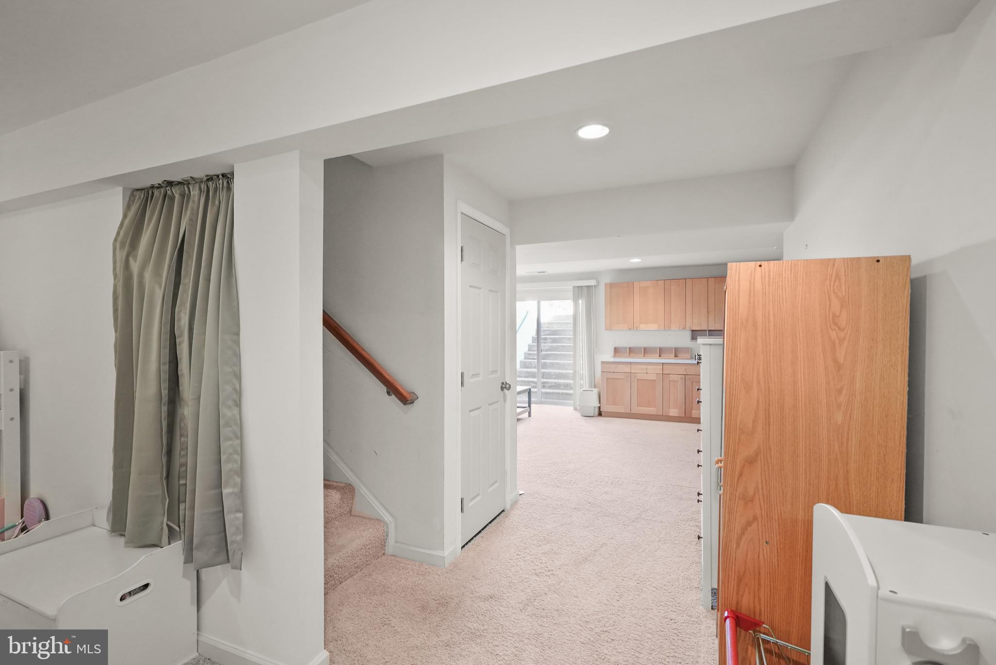 WAYSIDE VILLAGE - Residential