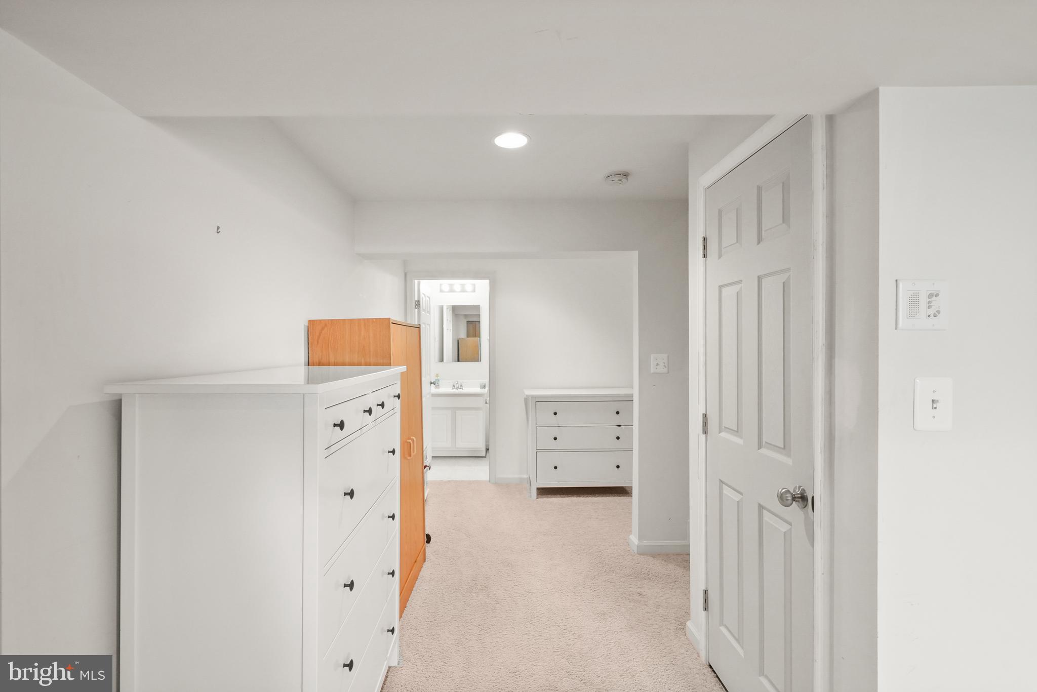 WAYSIDE VILLAGE - Residential