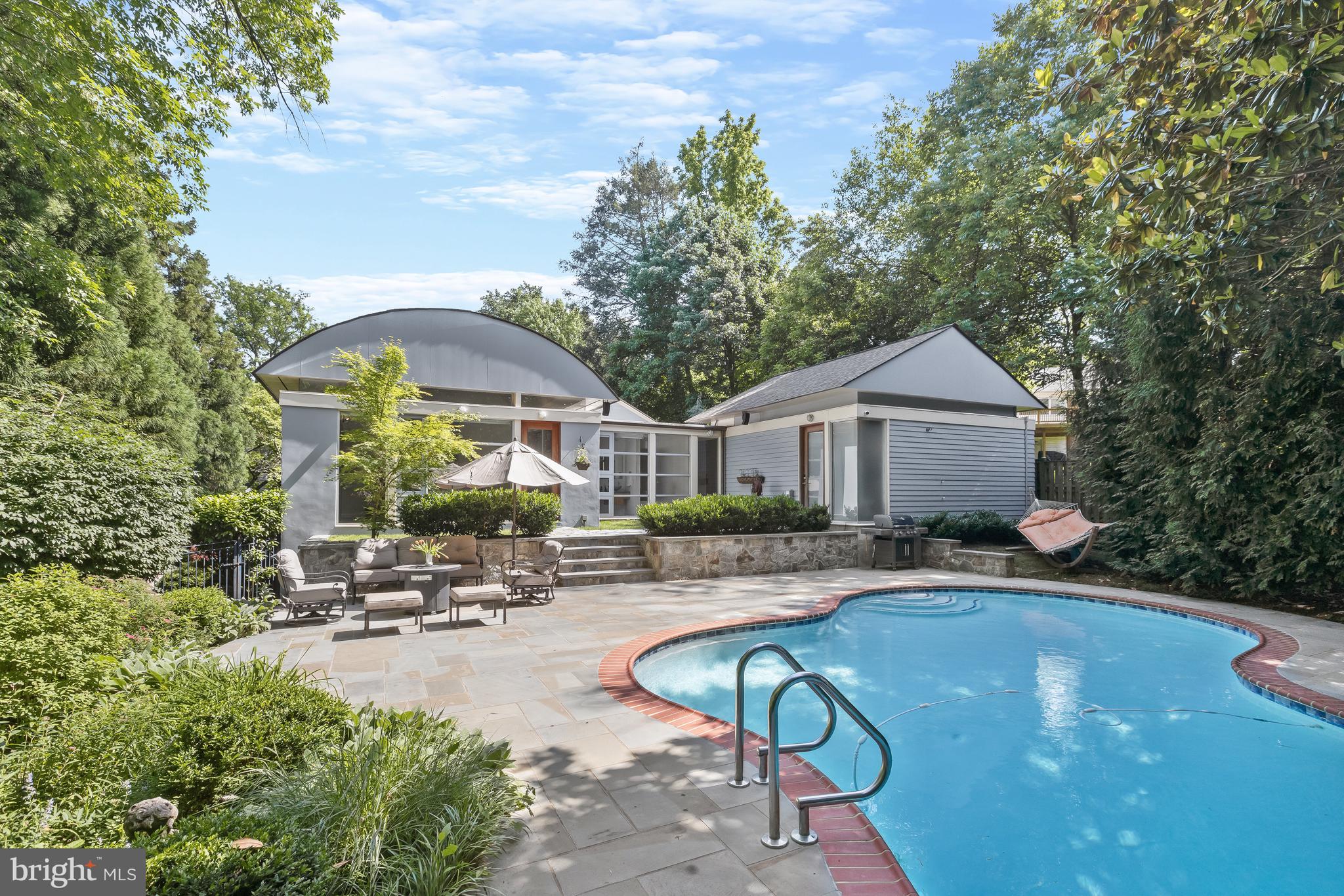 PARKVIEW ESTATES - Residential