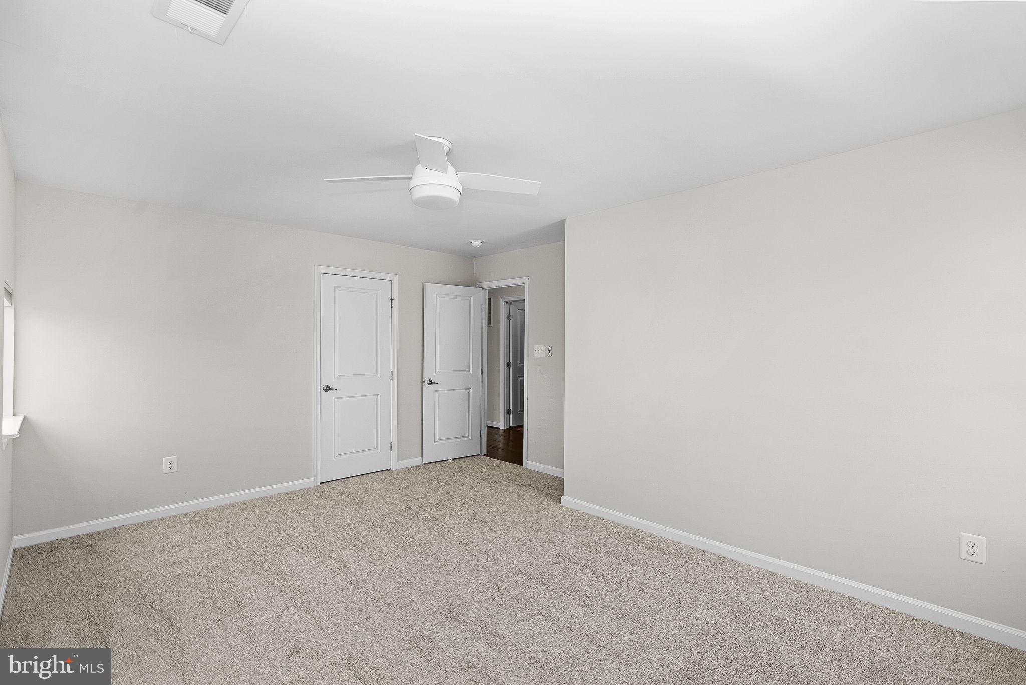 LOVETTSVILLE TOWN CENTER - Residential