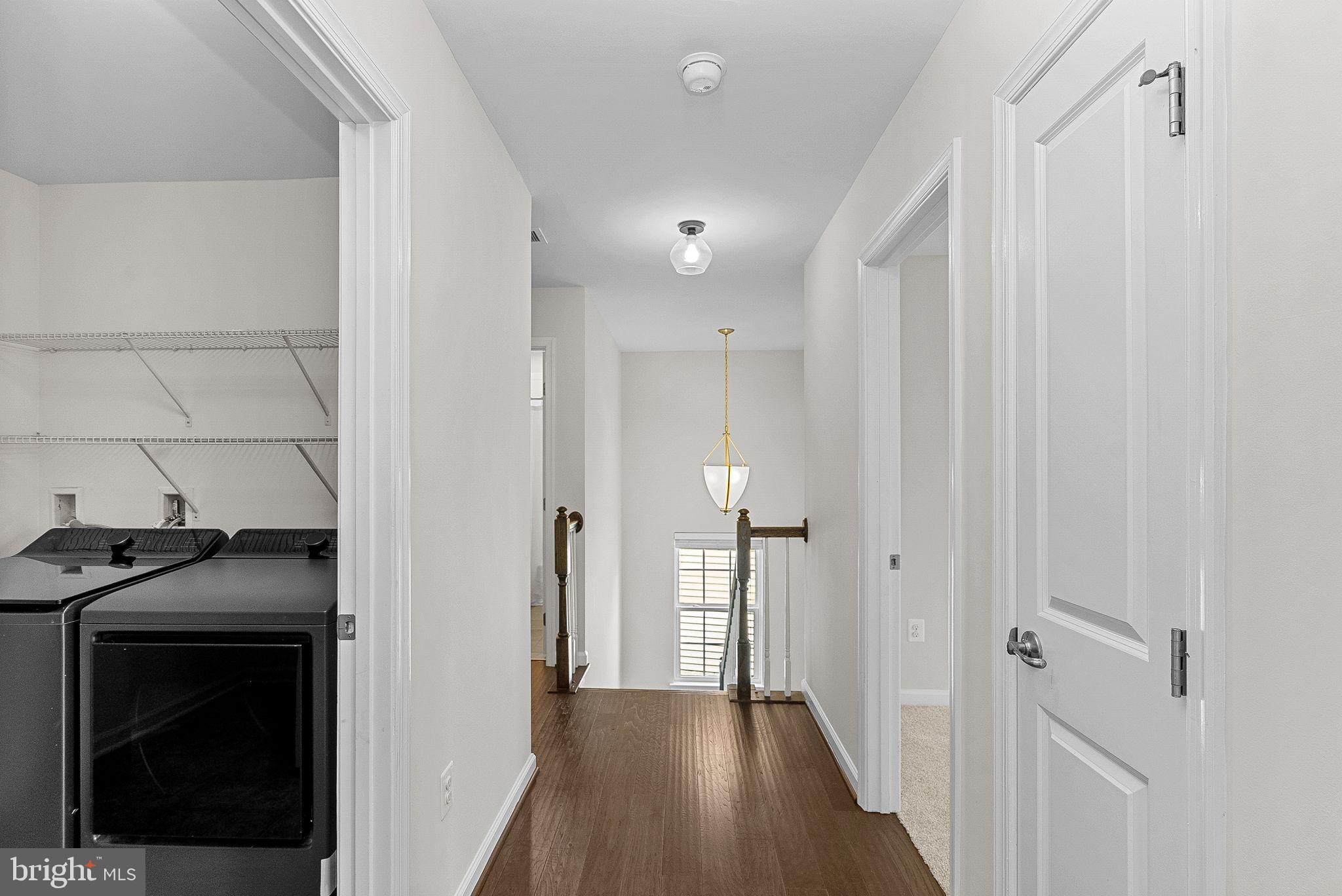 LOVETTSVILLE TOWN CENTER - Residential