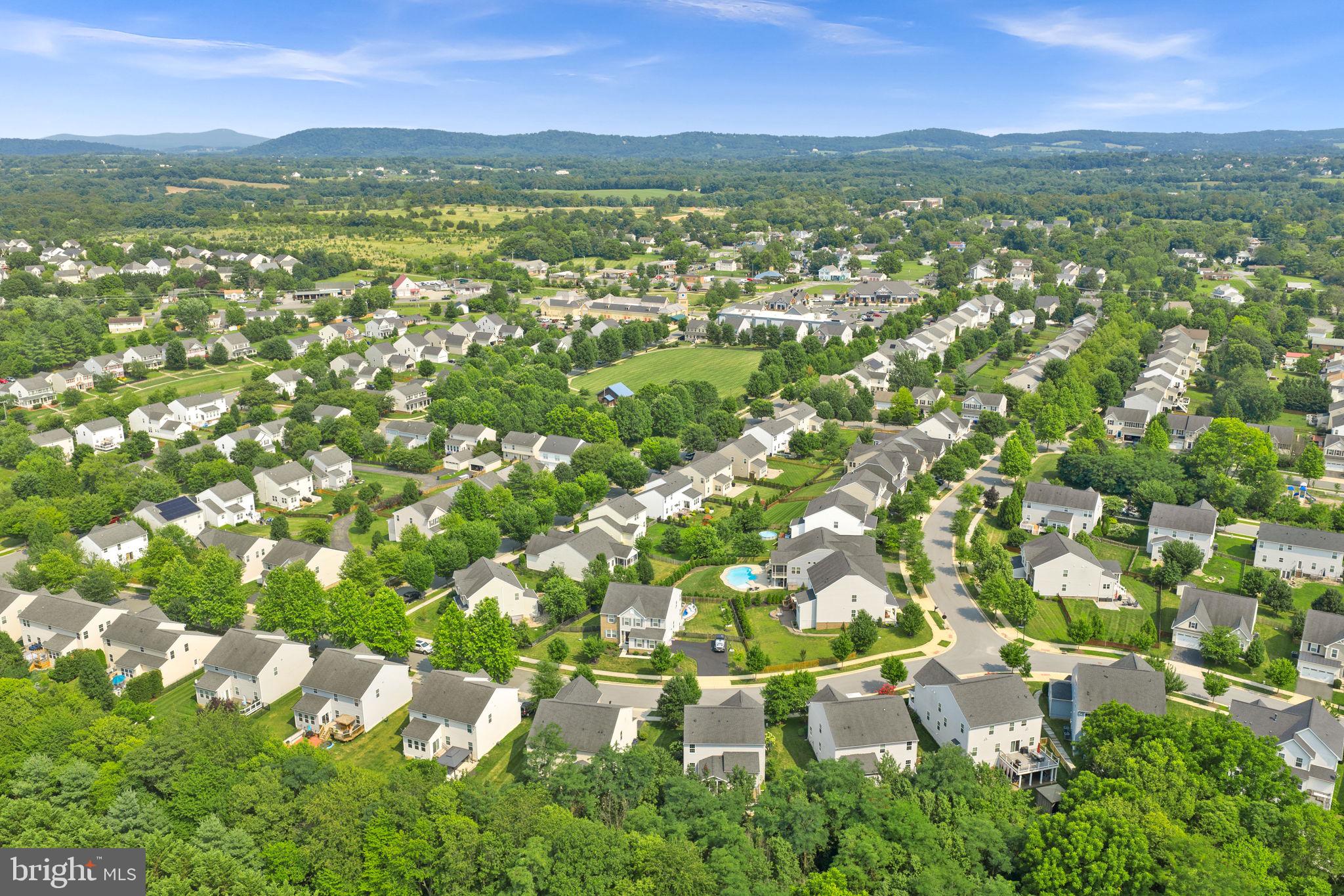 LOVETTSVILLE TOWN CENTER - Residential