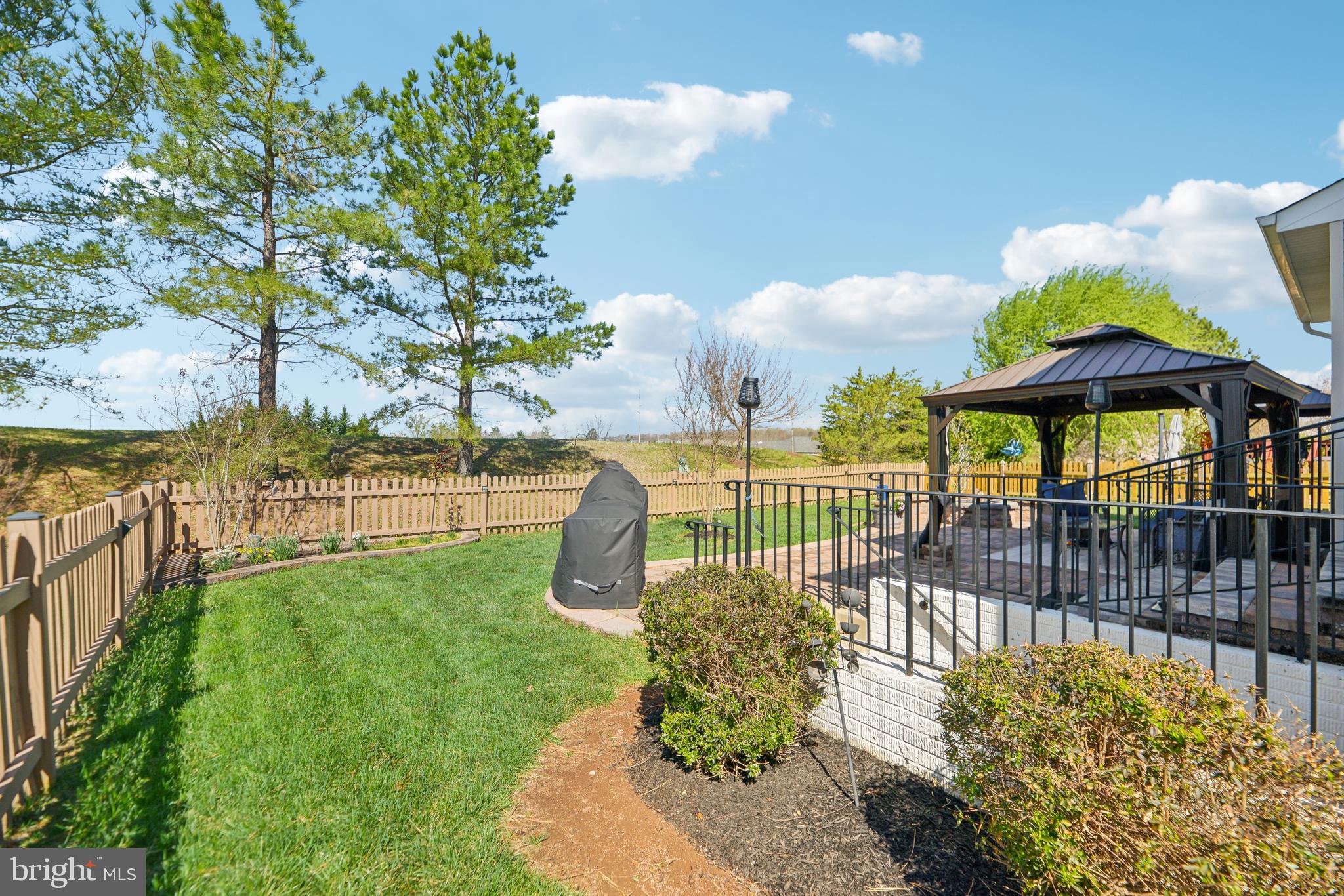 MEADOWS AT MORRIS FARM - Residential