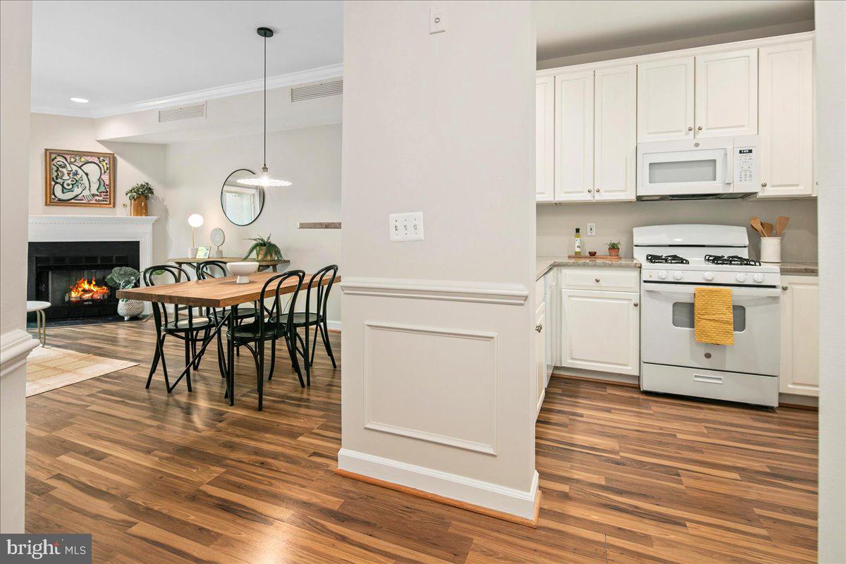 COURTHOUSE - Residential