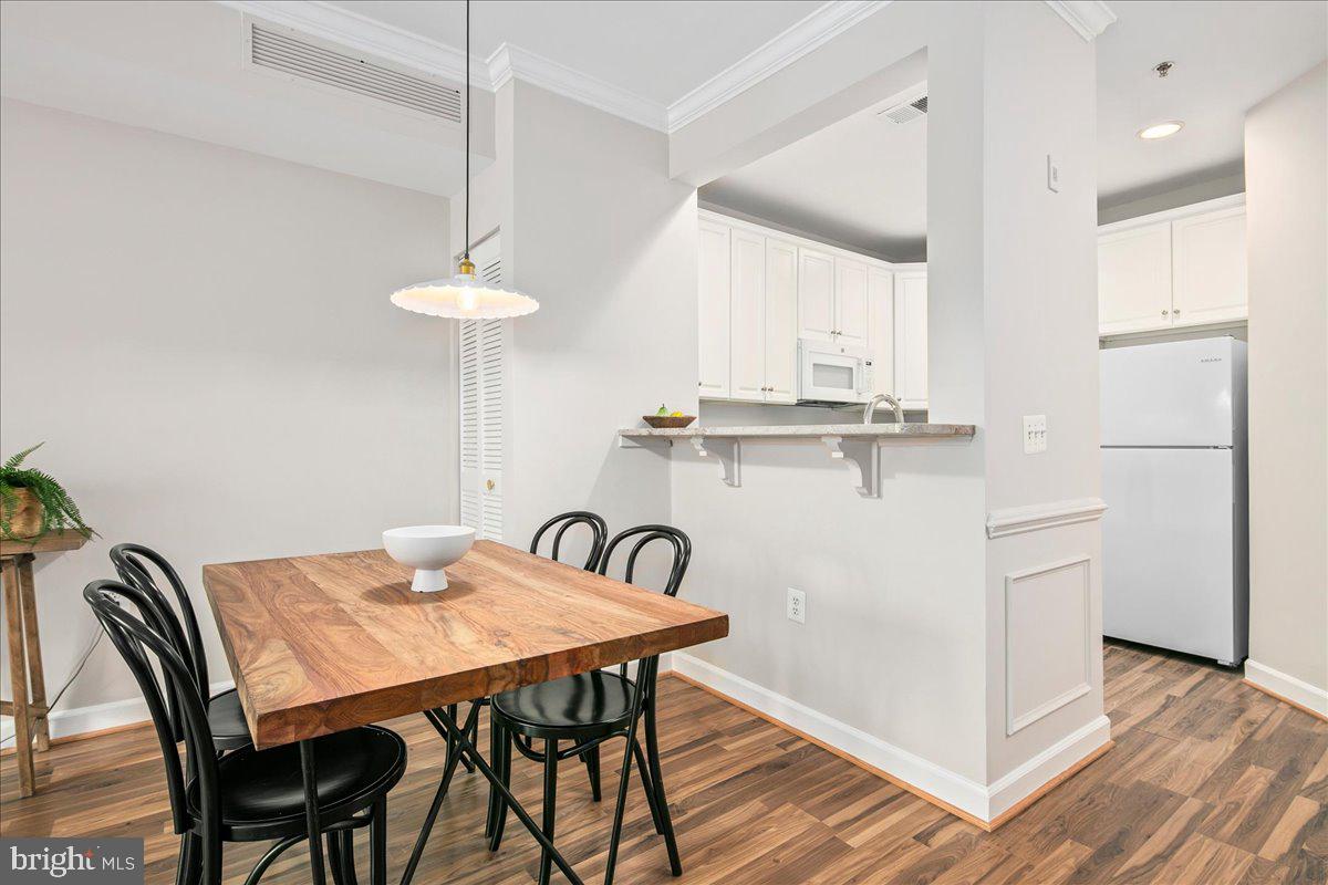 COURTHOUSE - Residential