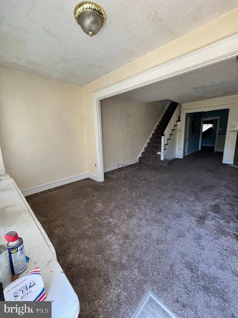 FOX CHASE - Residential