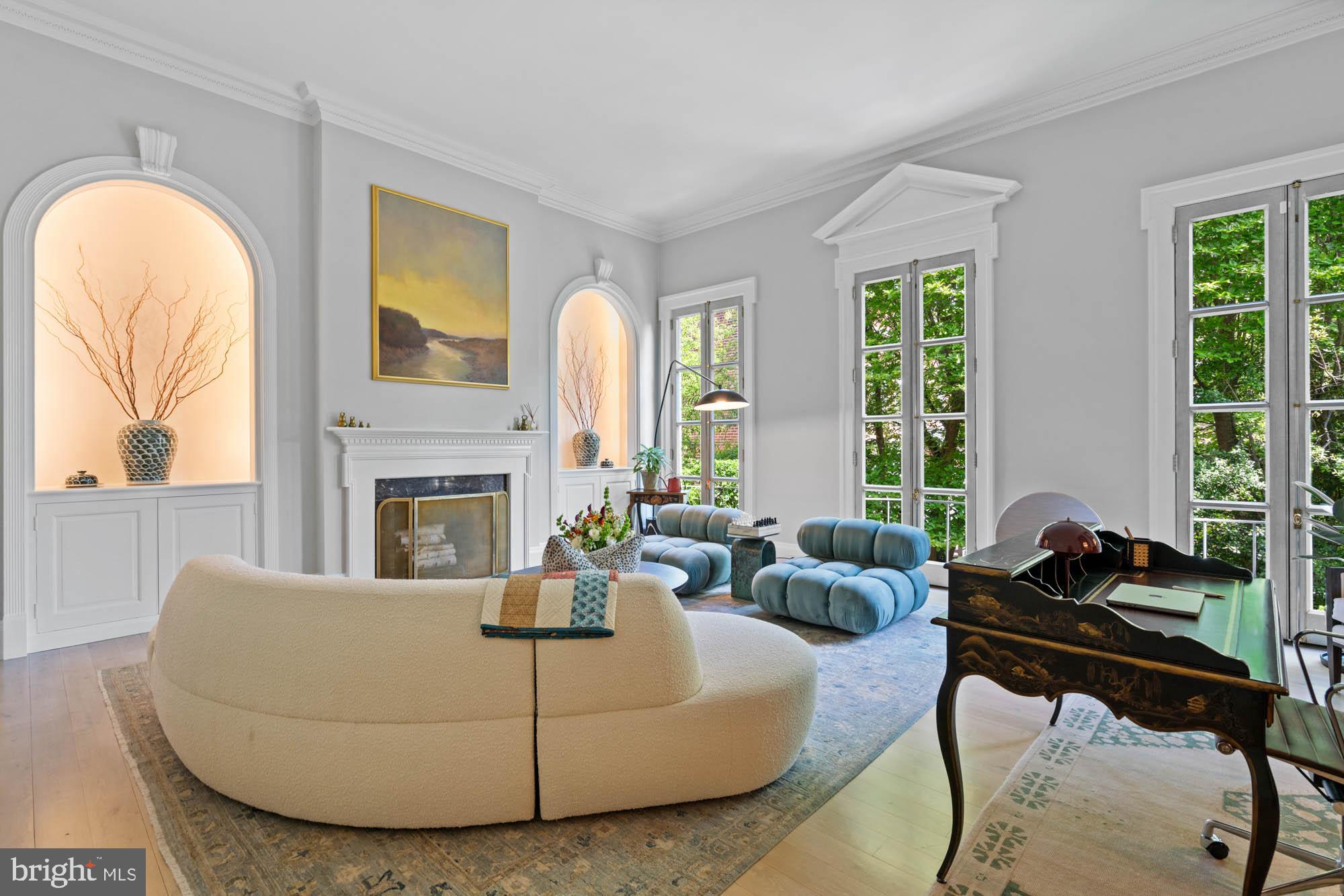 GEORGETOWN - Residential