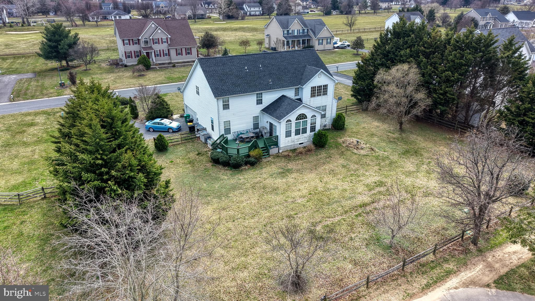 JONATHANS LANDING - Residential
