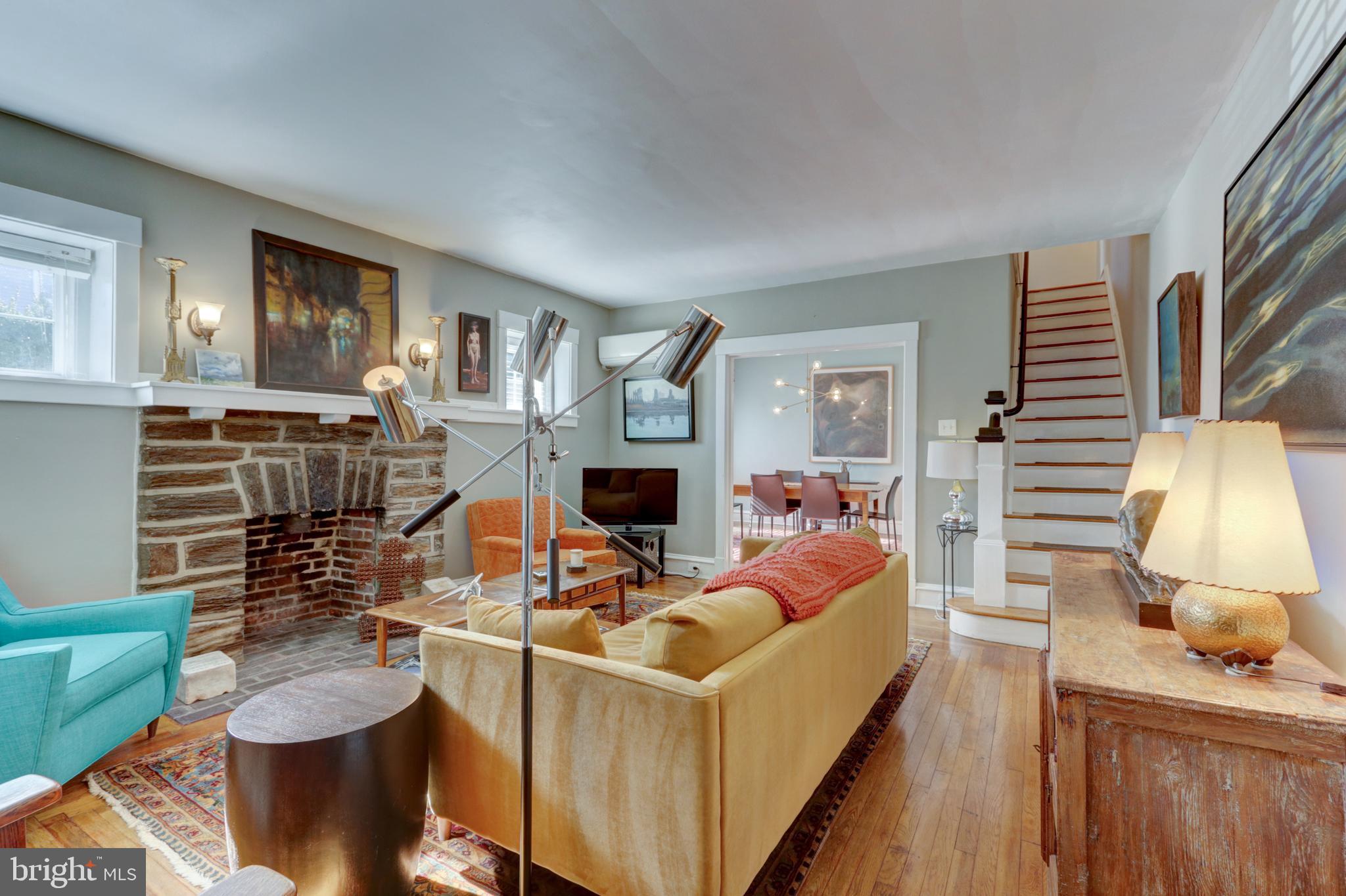 ROXBOROUGH - Residential