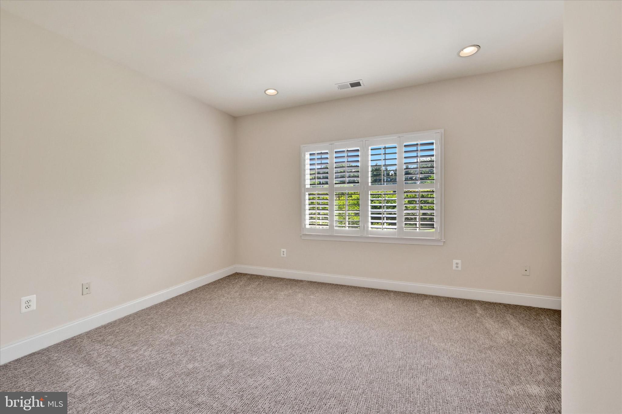 GREENSPRING - Residential