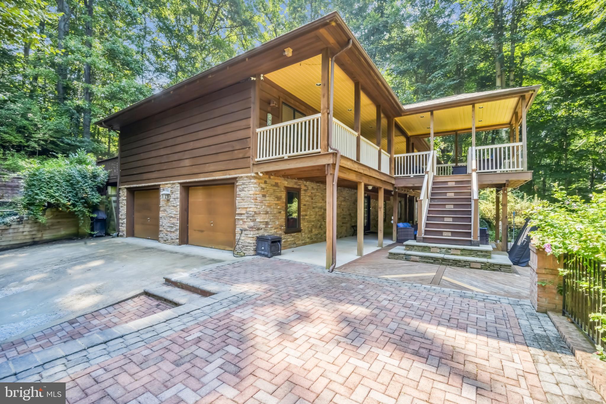TOBACCO ROAD - Residential