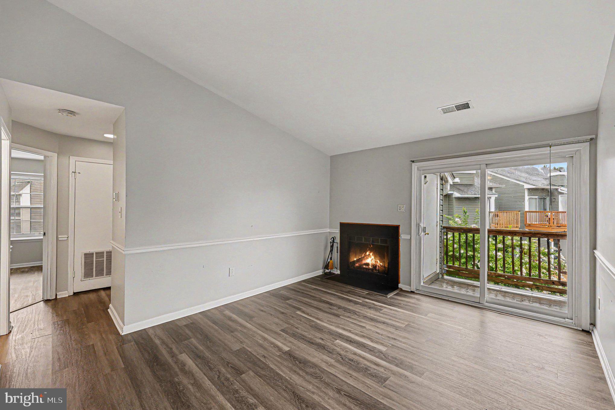 CLUSTERS AT WOODLAWN - Residential