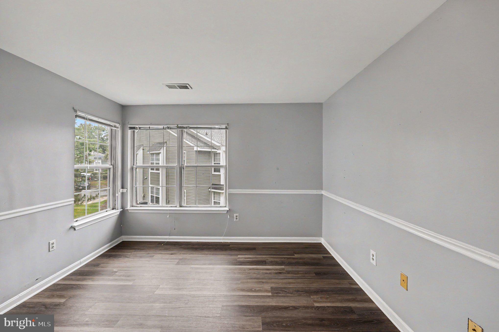 CLUSTERS AT WOODLAWN - Residential