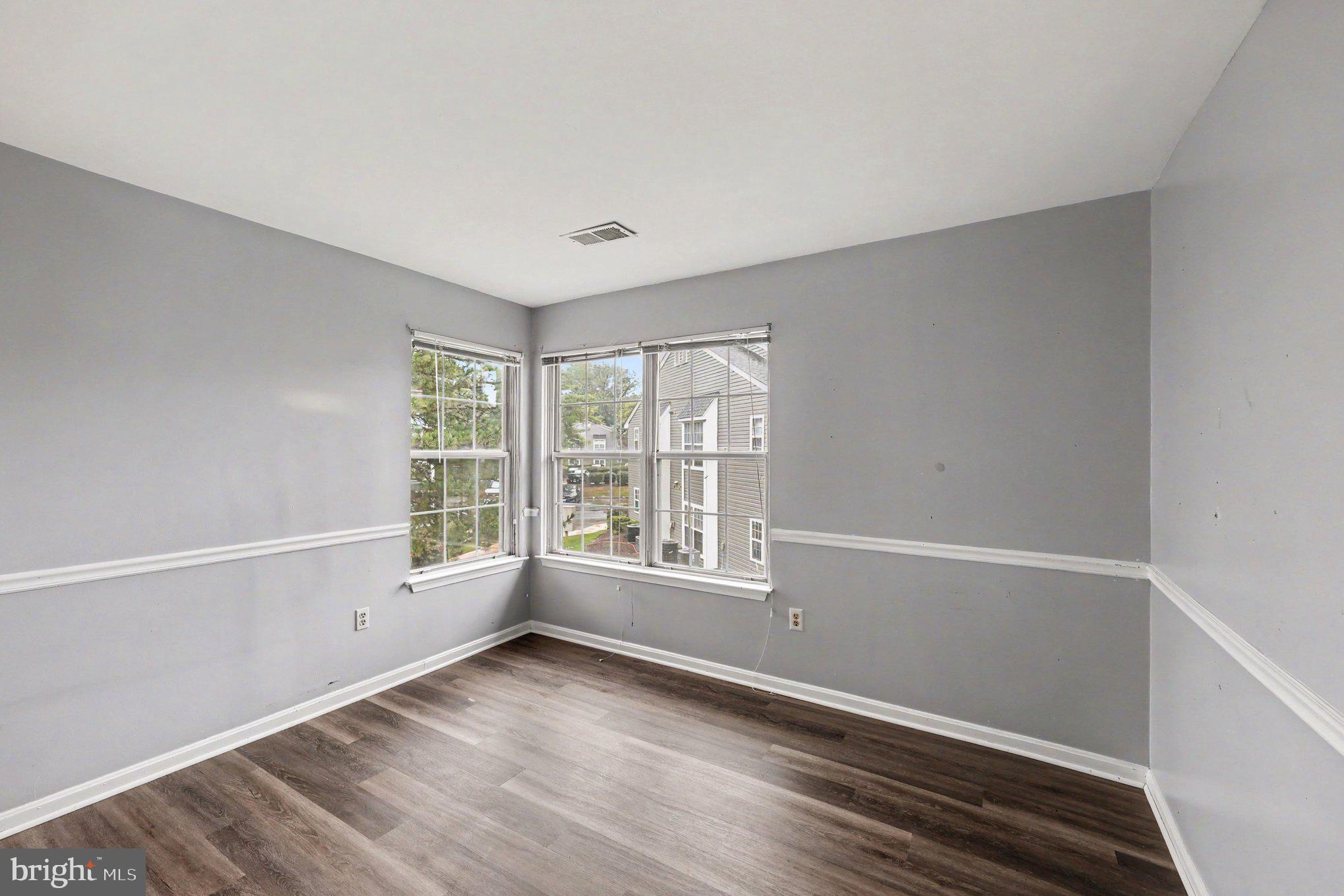 CLUSTERS AT WOODLAWN - Residential
