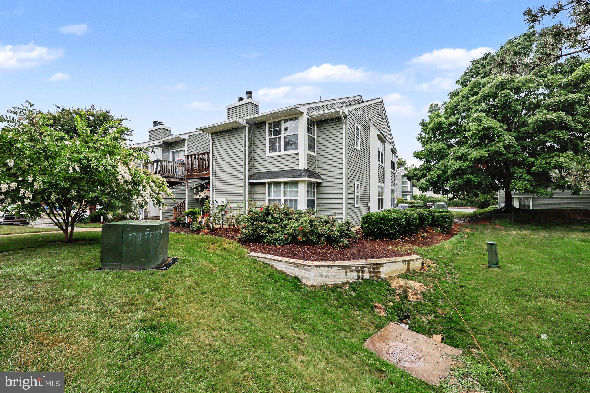 CLUSTERS AT WOODLAWN - Residential