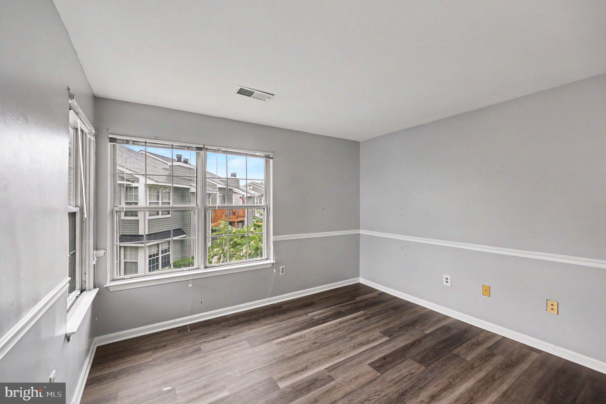 CLUSTERS AT WOODLAWN - Residential