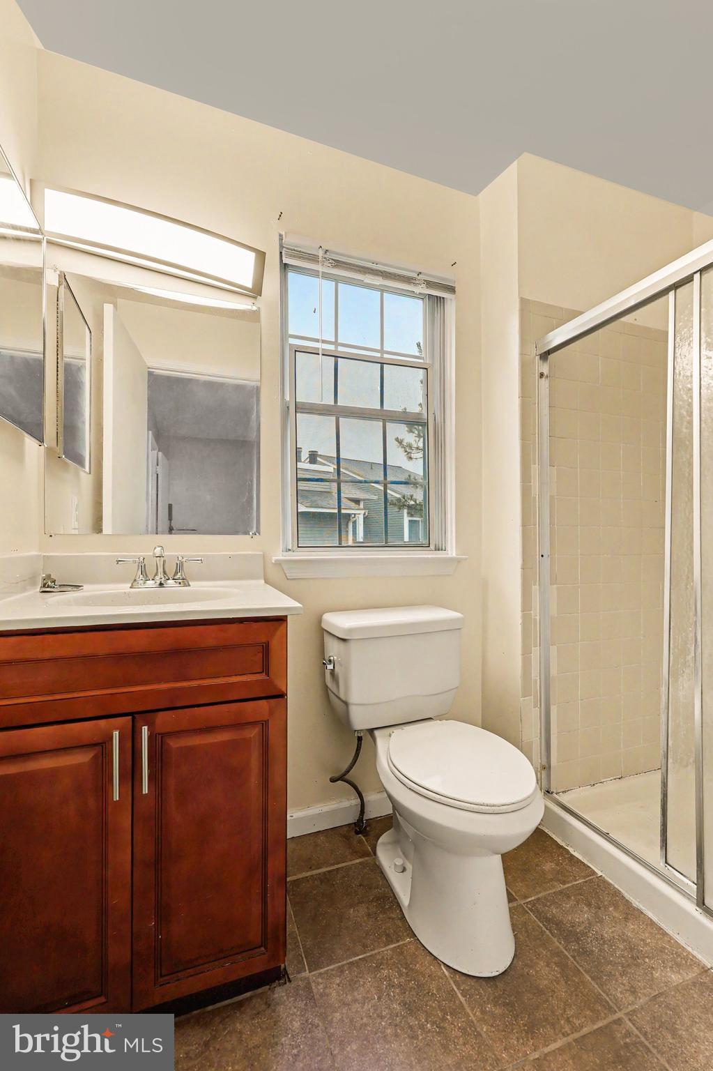 CLUSTERS AT WOODLAWN - Residential