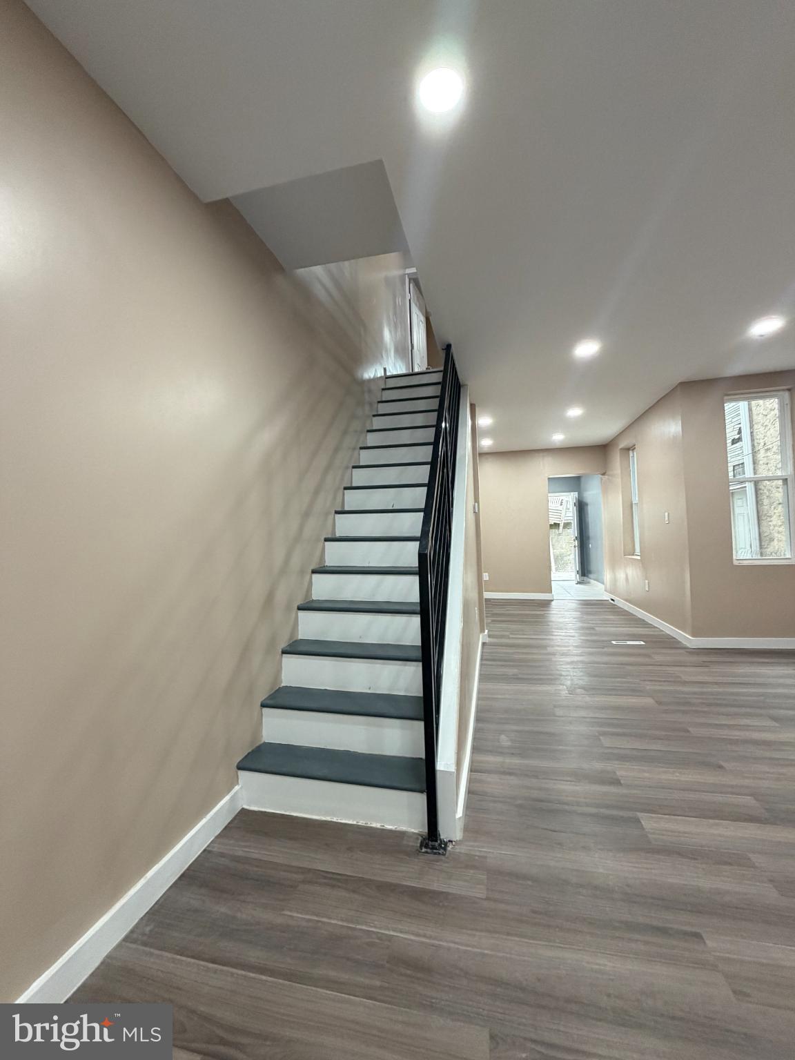 KENSINGTON - Residential