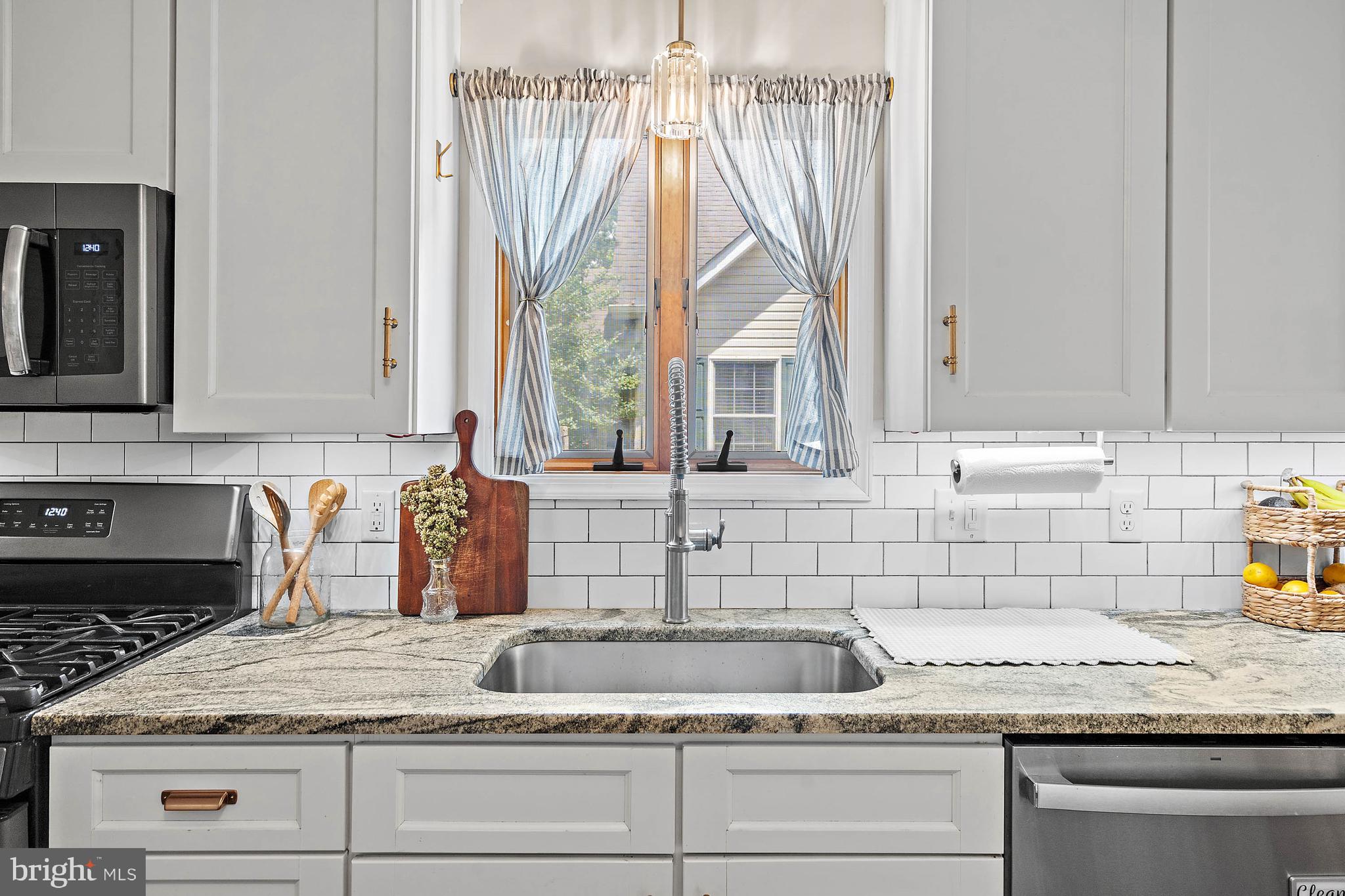 BLACKWATER VILLAGE - Residential