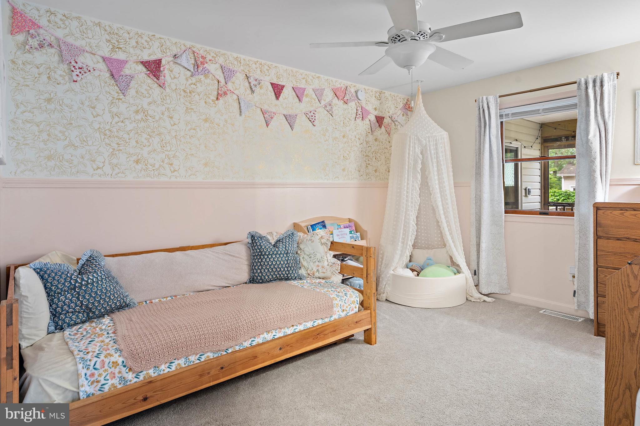 BLACKWATER VILLAGE - Residential