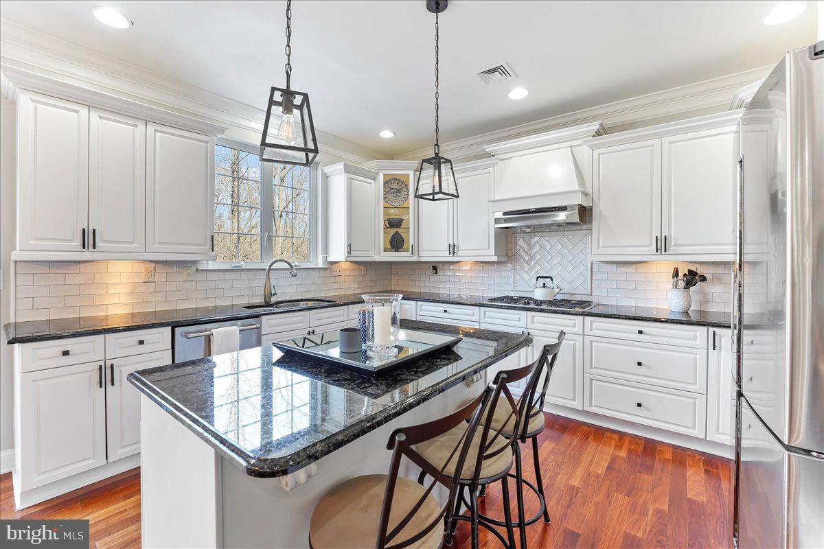 ROCHFORD ESTATES - Residential