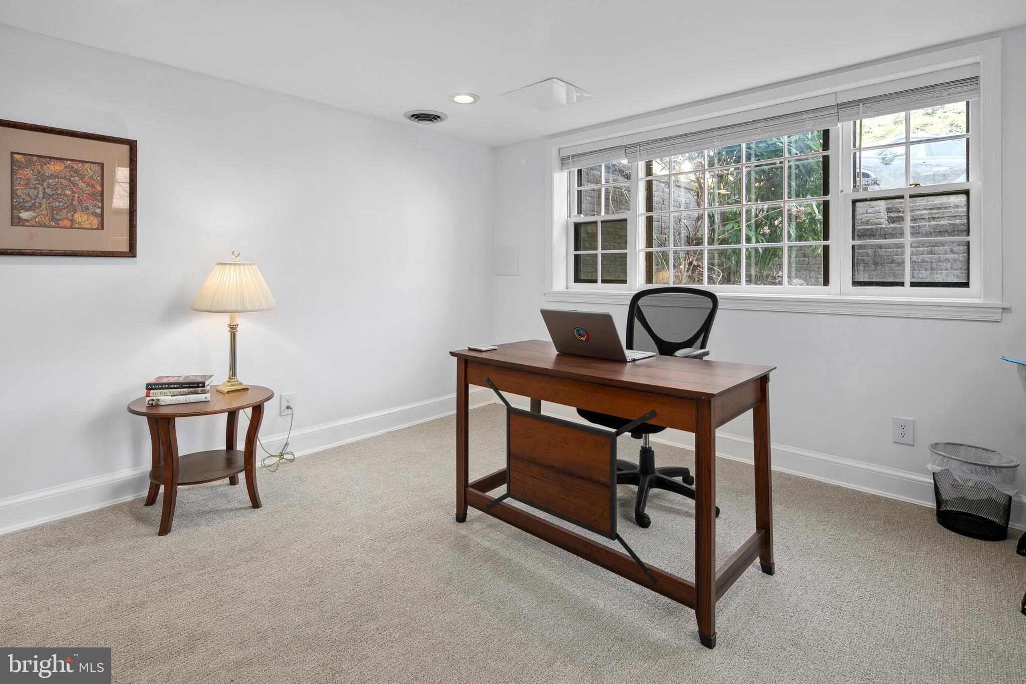 WOODSIDE PARK - Residential