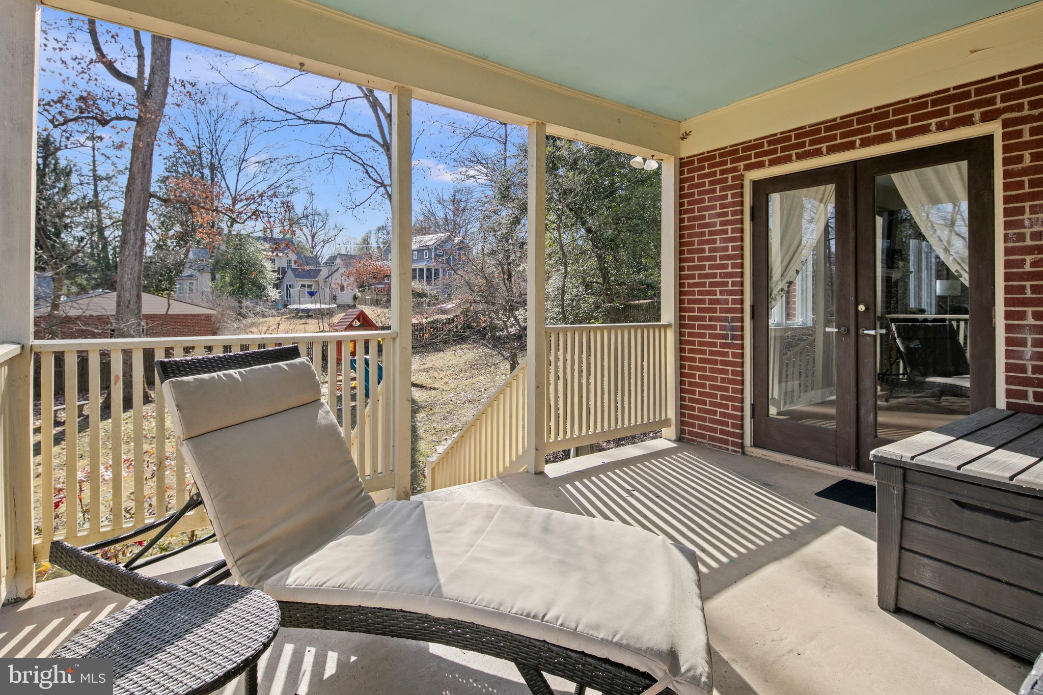 WOODSIDE PARK - Residential