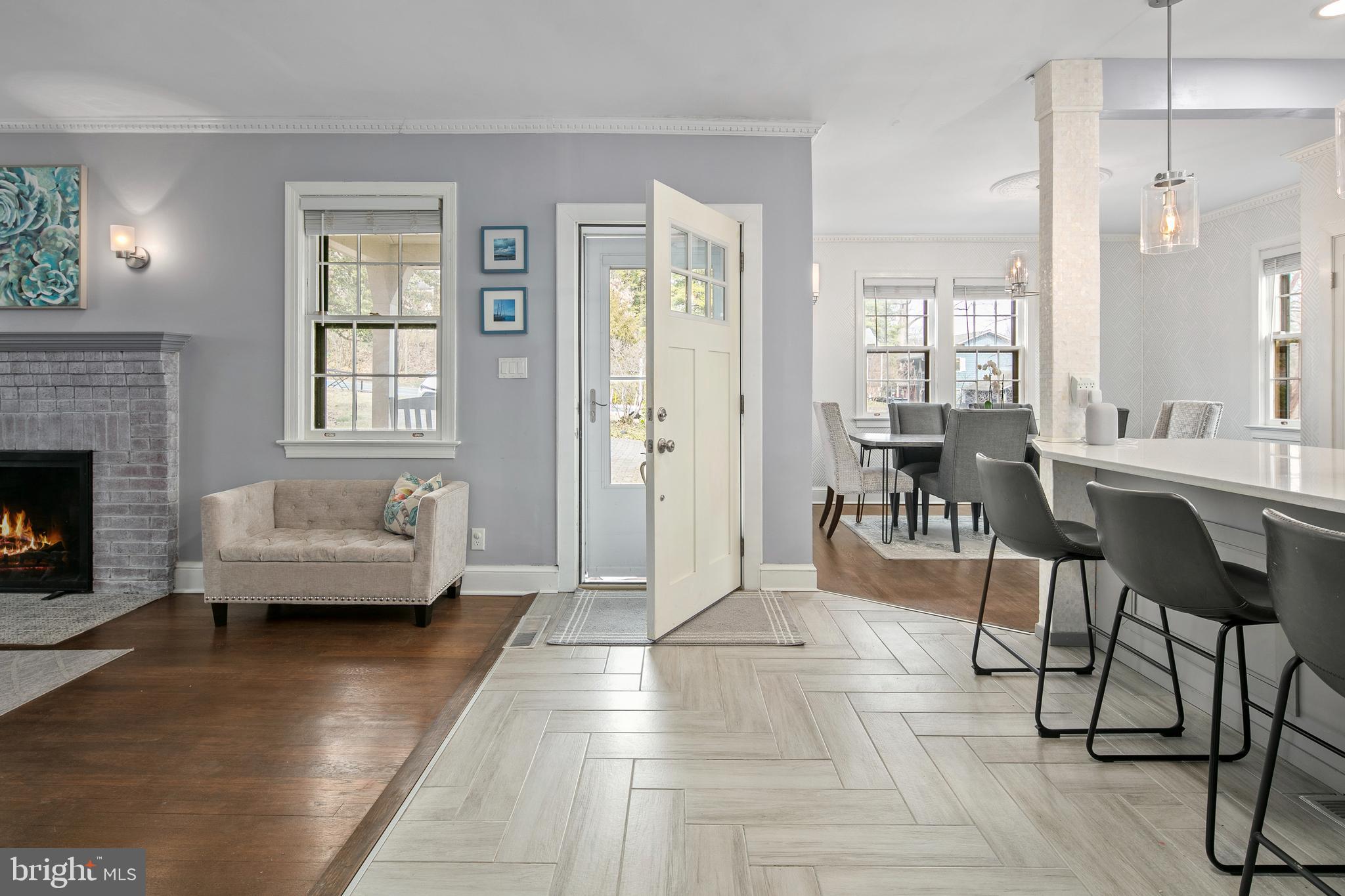 WOODSIDE PARK - Residential